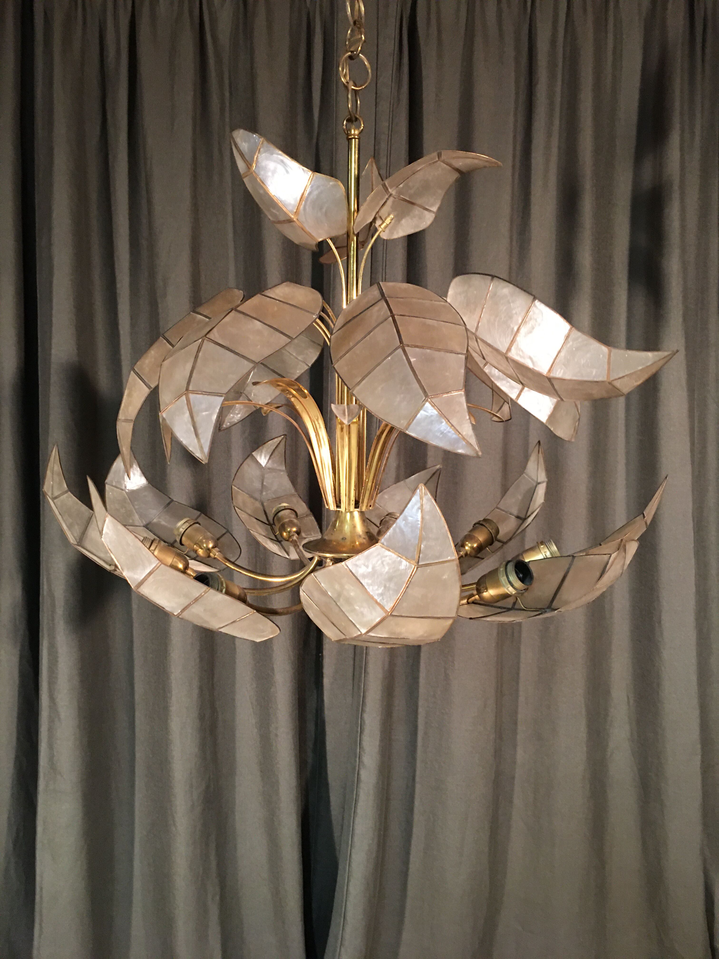 Mother-of-pearl light 1970