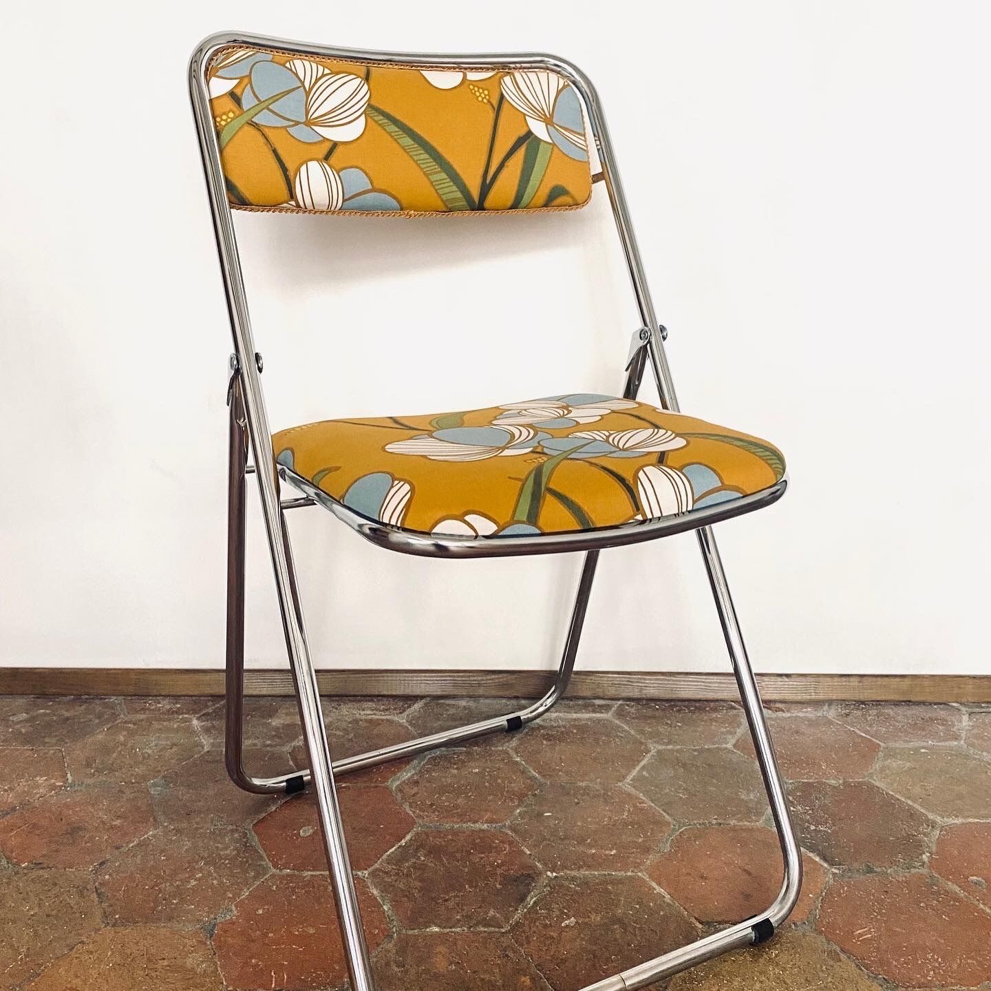 Vintage folding chair - upcycling - Iphigenie Yellow