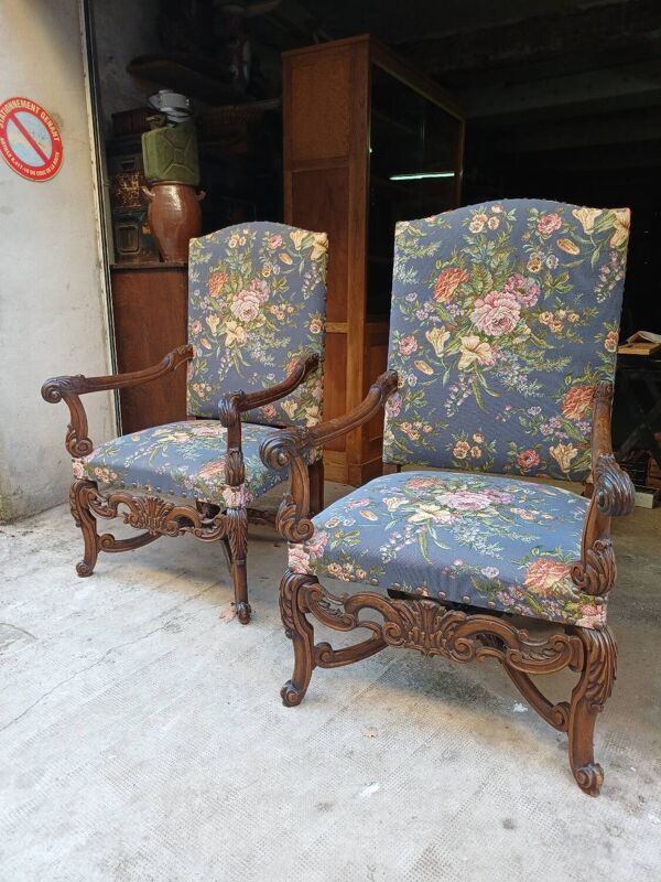 Paire De grand fauteuils ancien de style Baroque, parfait état.