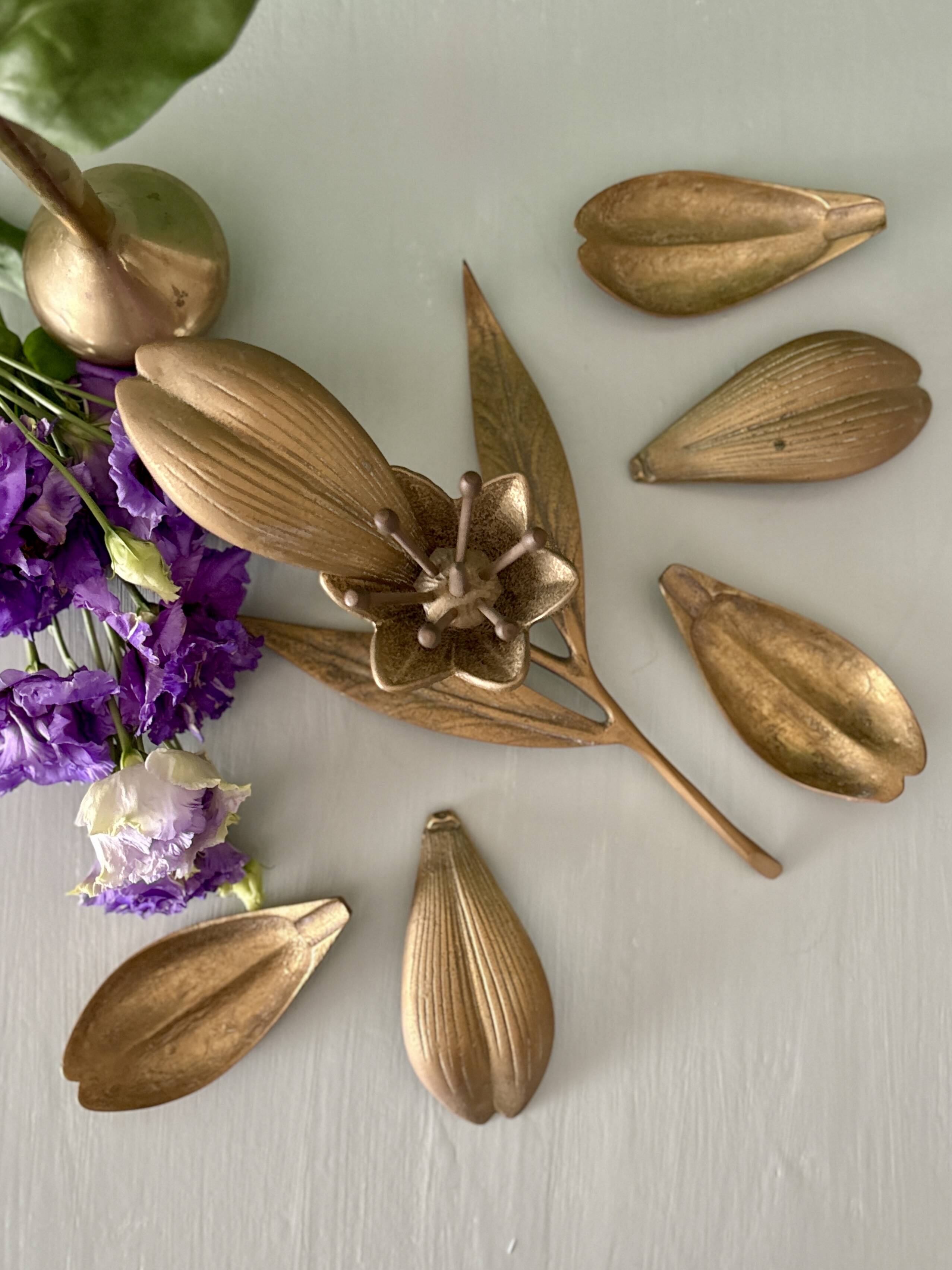 Cendrier vintage en laiton en forme de fleur