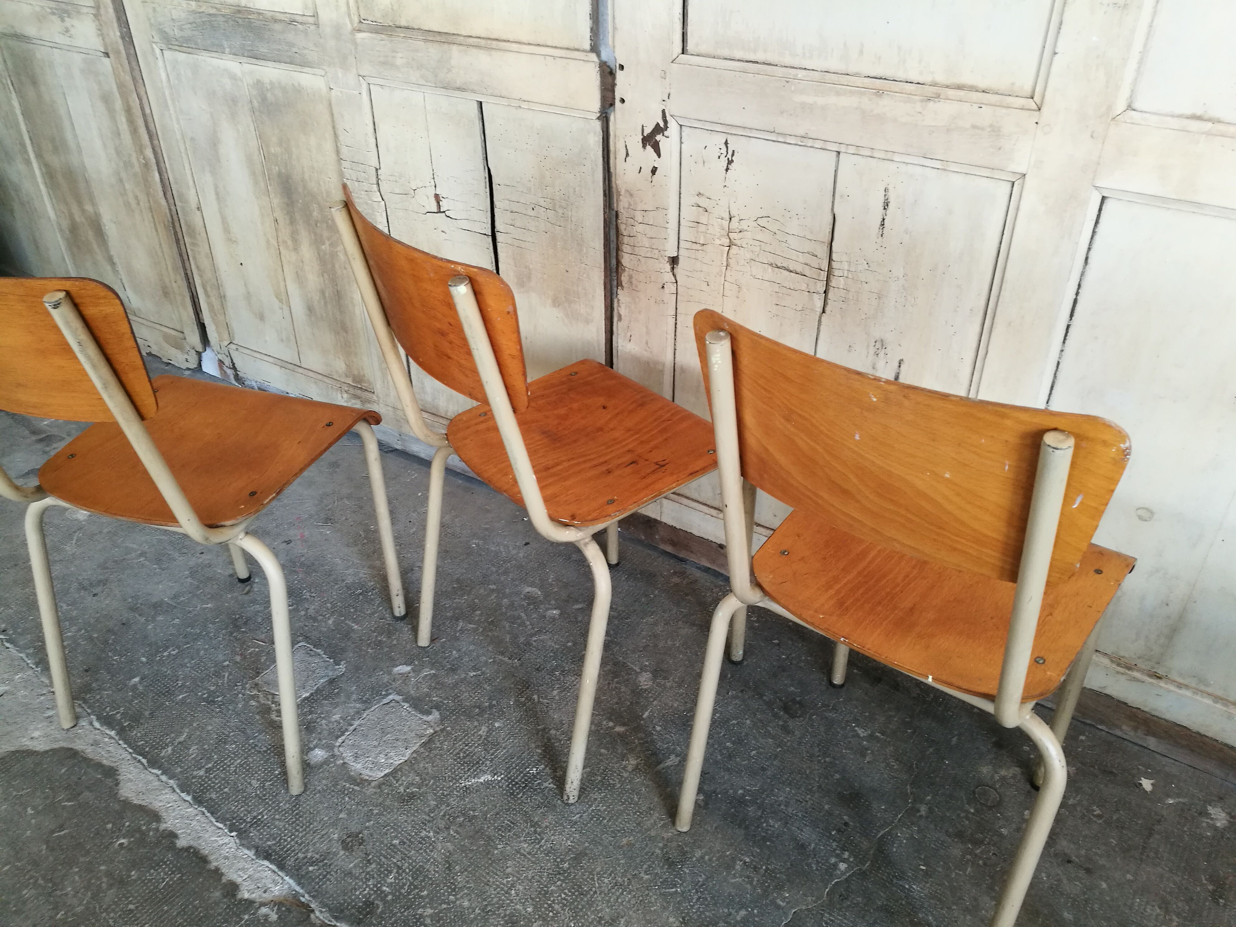 Set of 4 school chairs, school