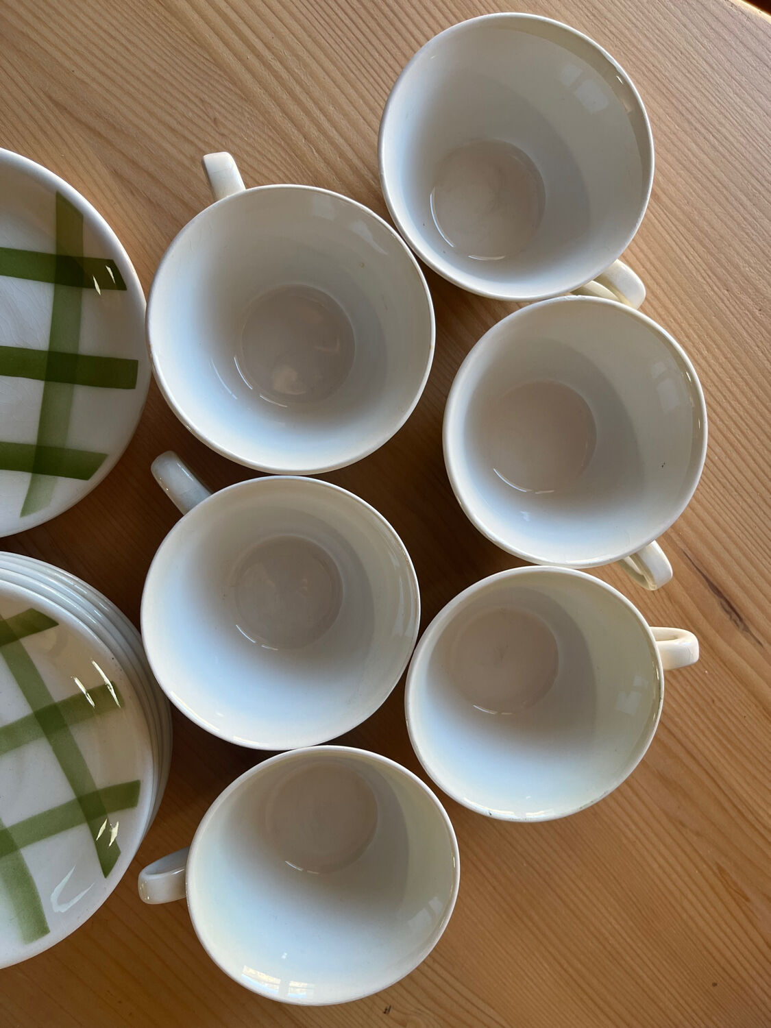 6 green and white checked coffee cups Moulin des Loups