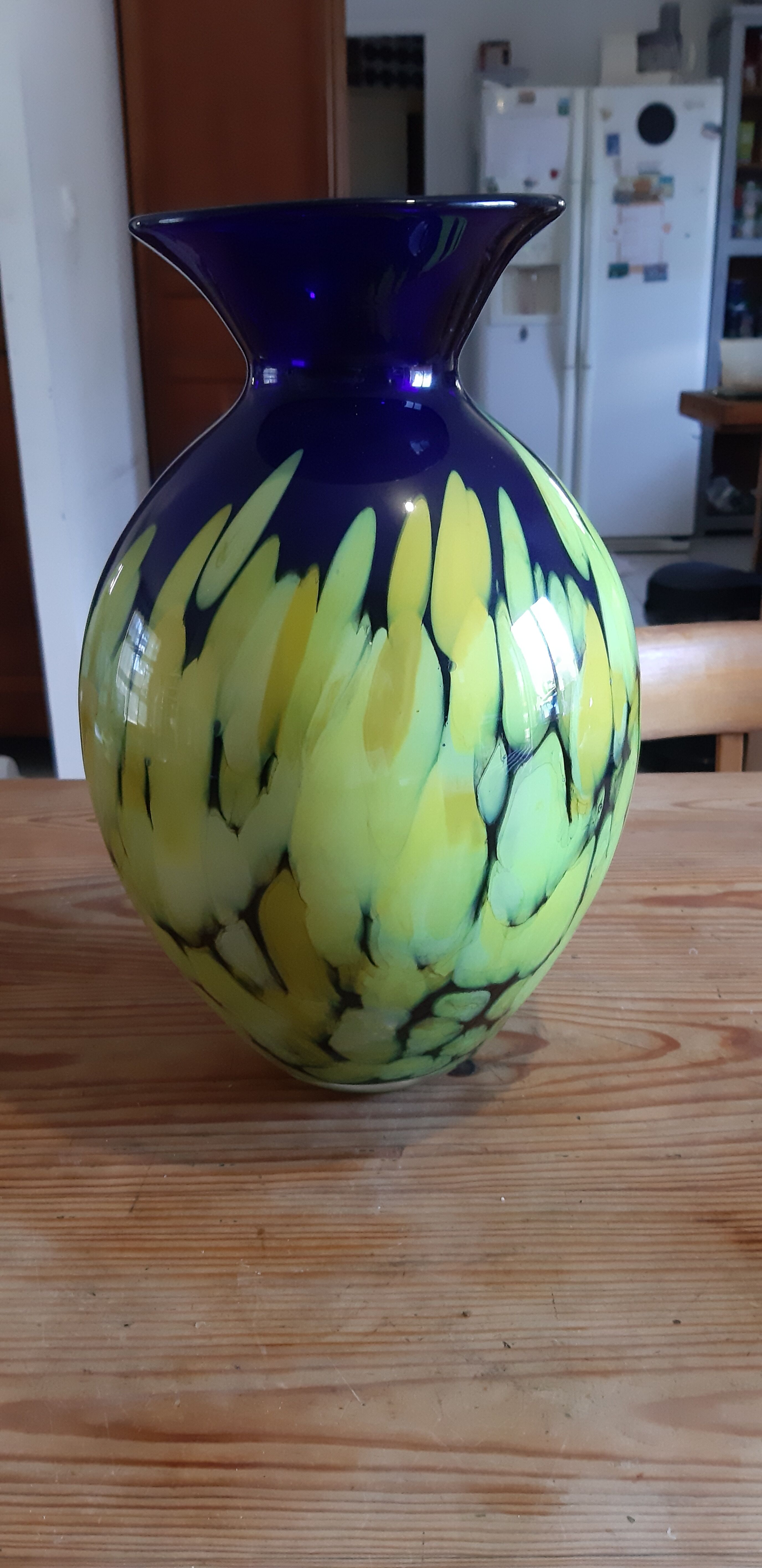 Bi-color blown glass vase
