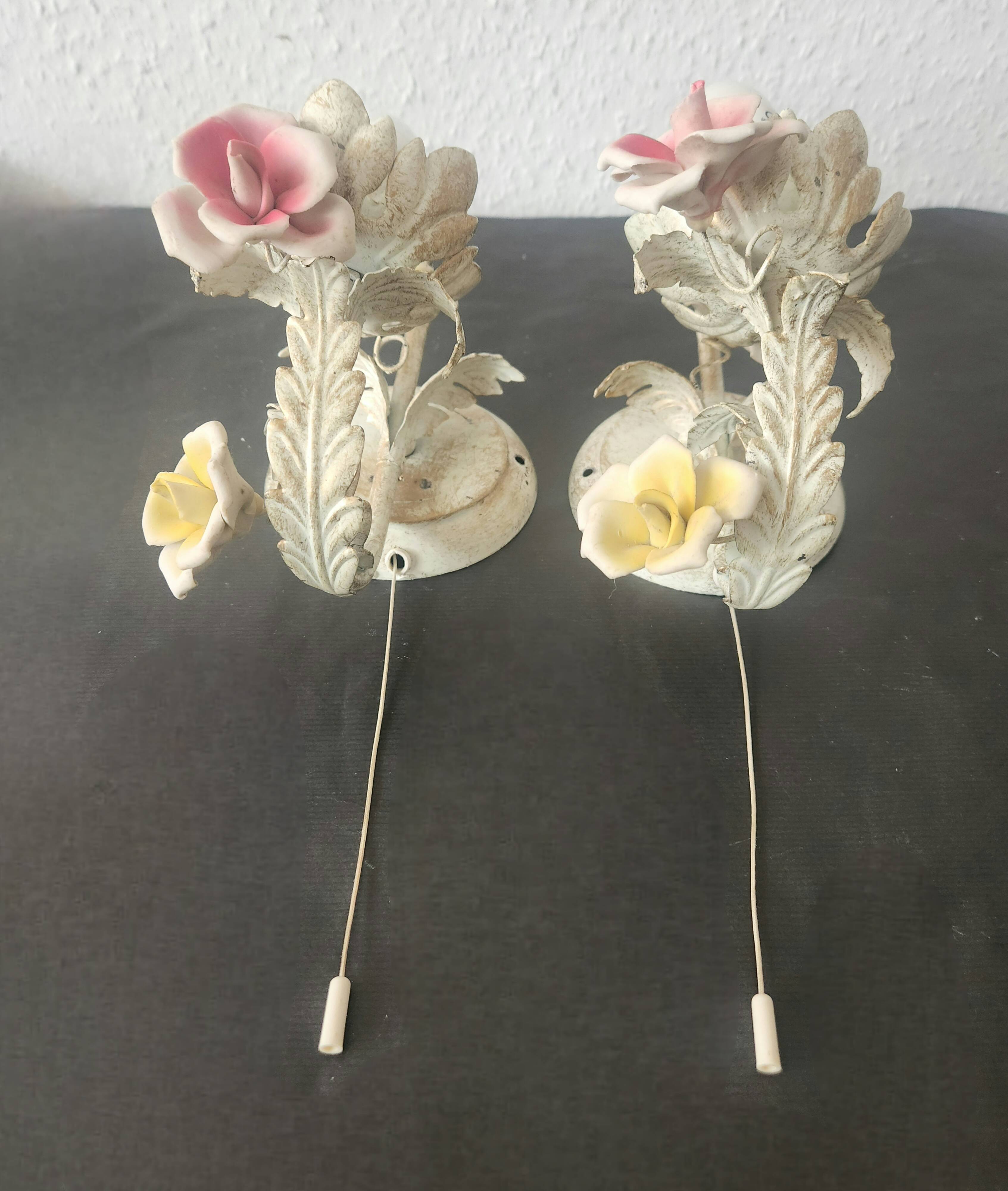 Set von 2 Shabby Chic Wandlampen Tole Schmiedeeisen Porzellan Rosen Blumen