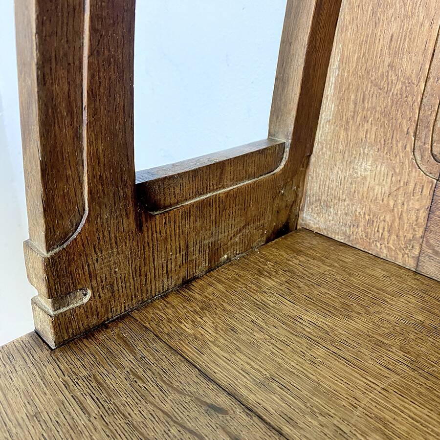 1930s restaurant server