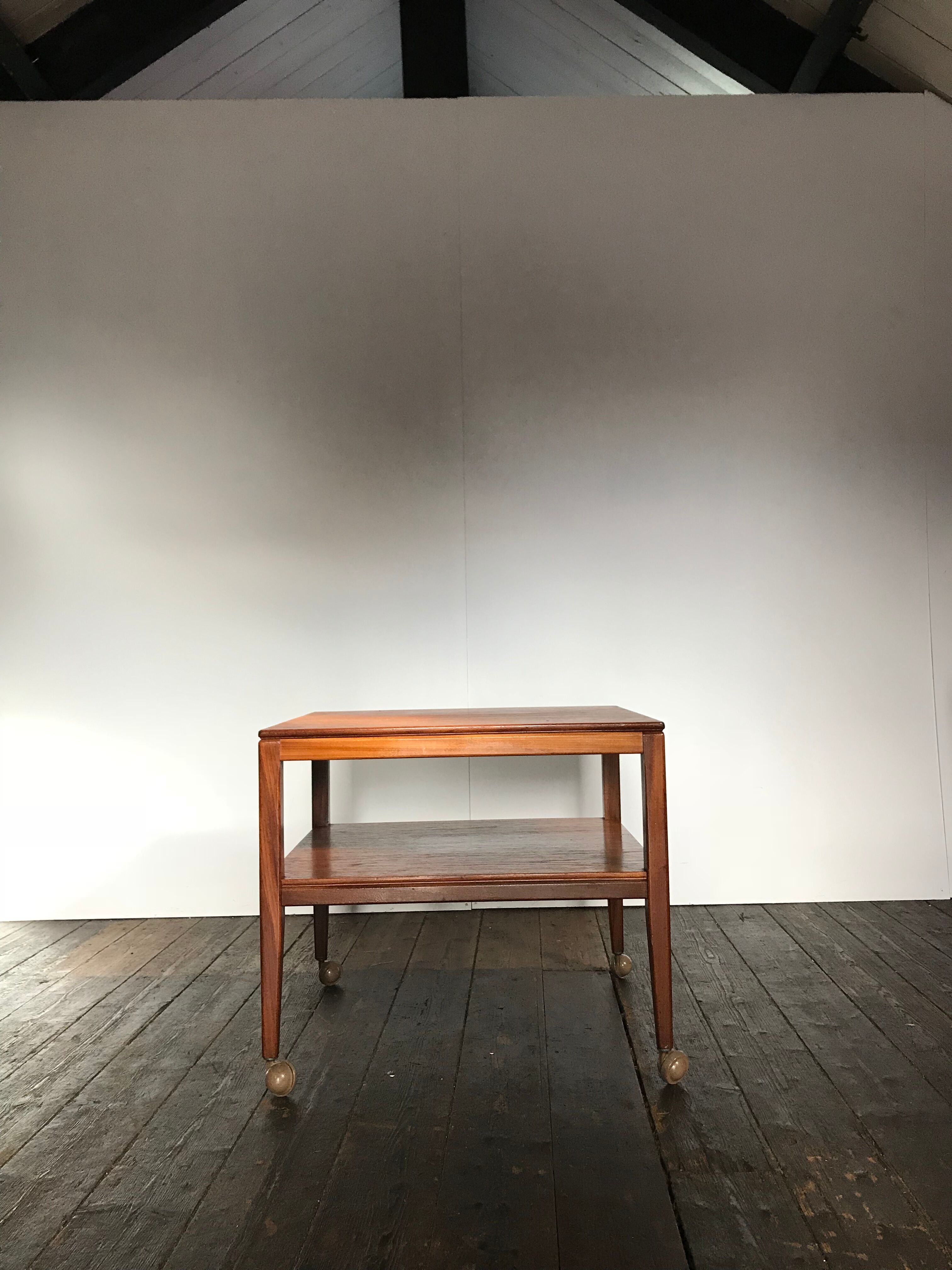 Scandinavian teak coffee 60