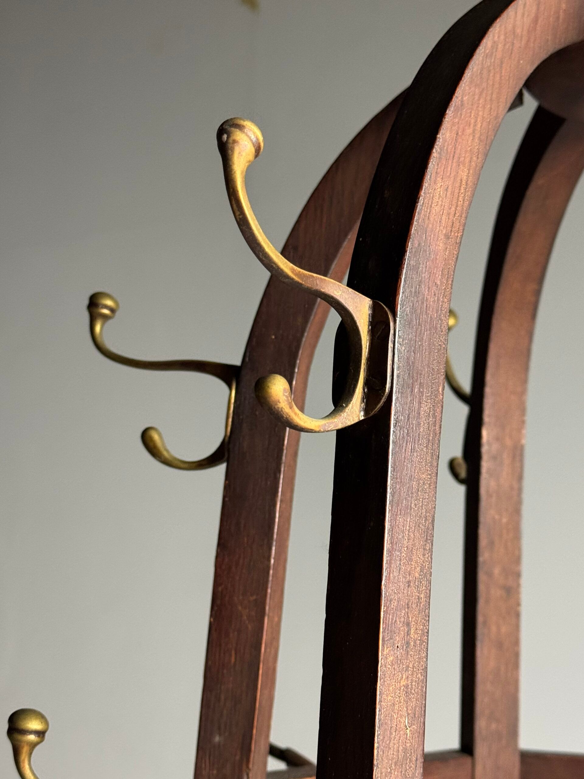 Porte-manteau ancien Arts et Crafts