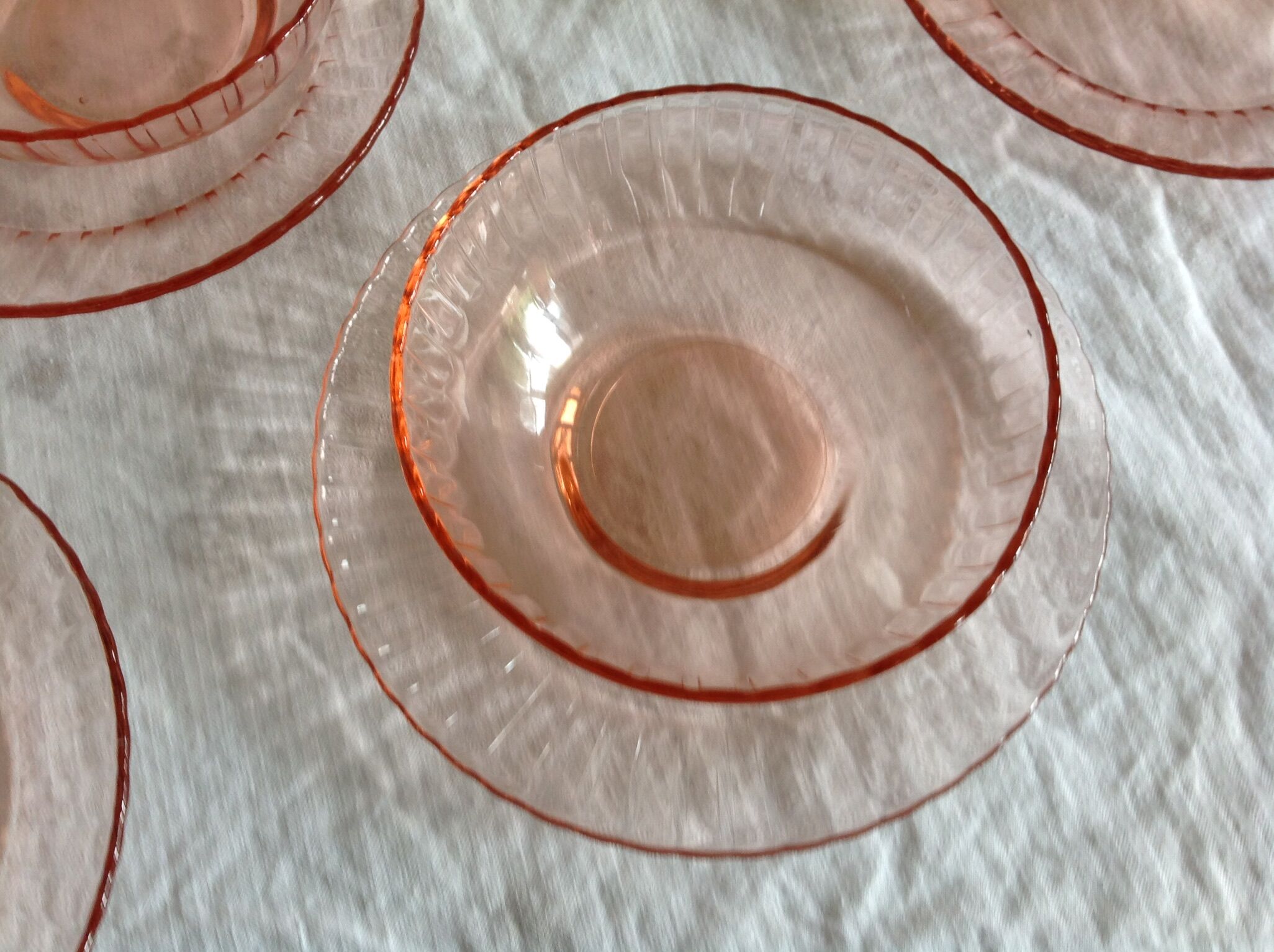 Set of 5 cups and 6 vintage plates