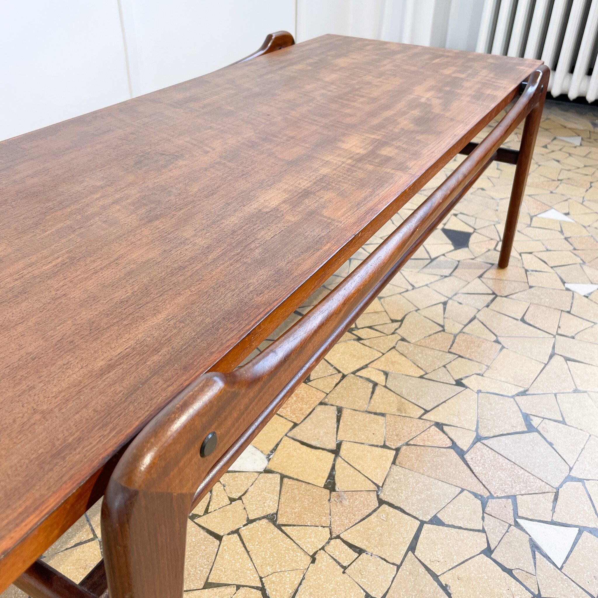 Scandinavian coffee table compass legs