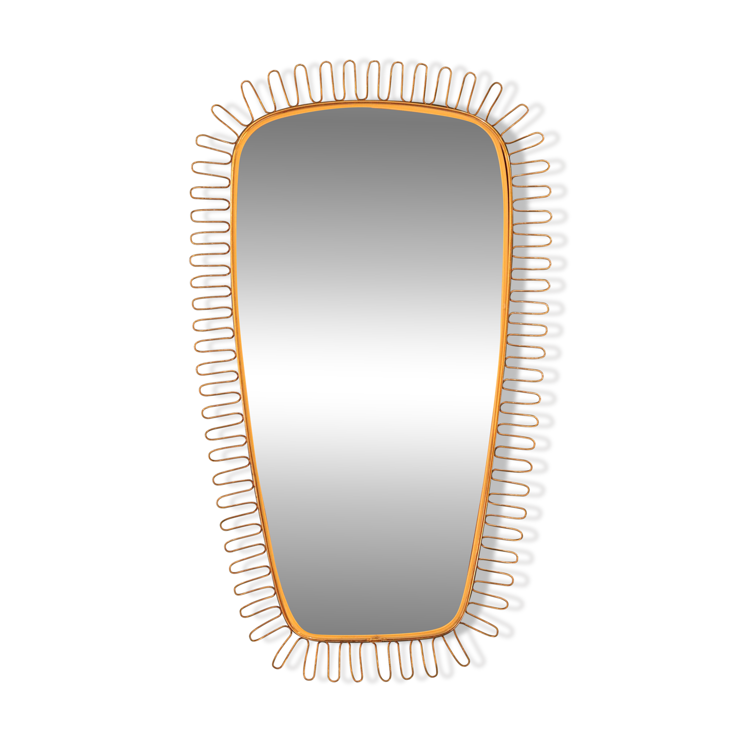 Vintage 50s-60s rear-view mirror, in pierced gold metal.