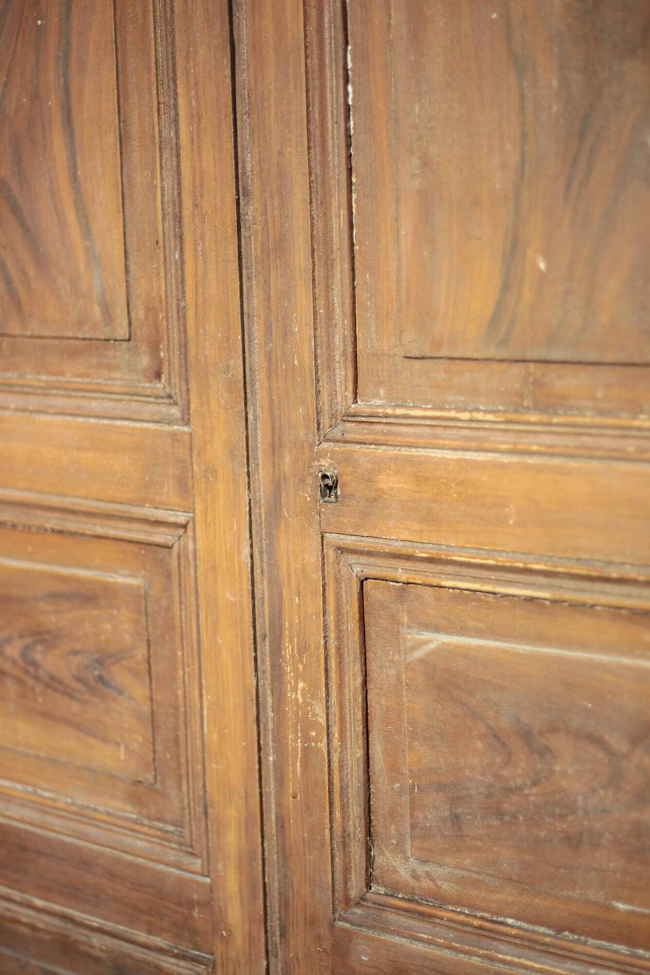 Porte de placard bois ancienne, double porte bois vintage, déco intérieur