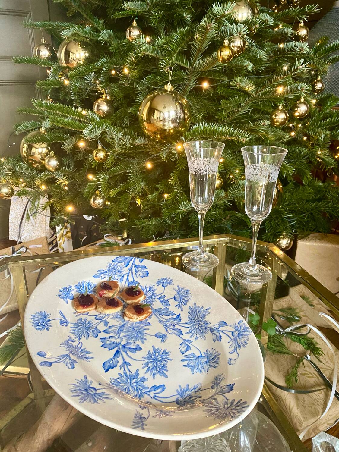 Longwy earthenware oval dish