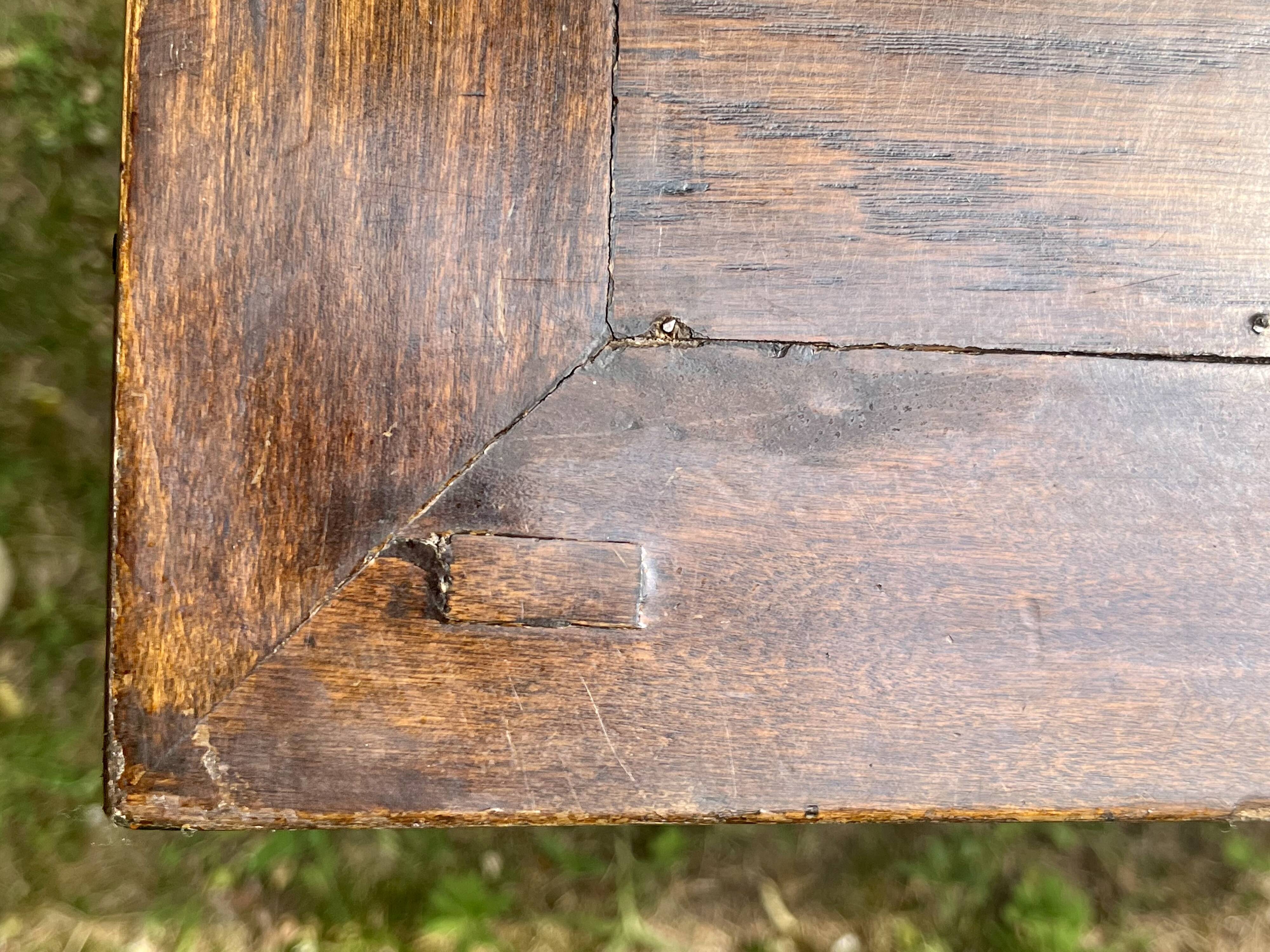 Console en bois de Huali, XXème siècle