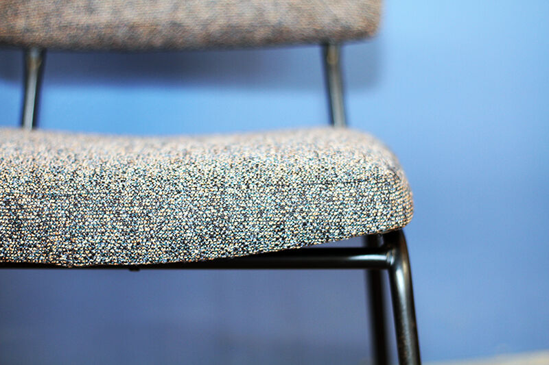 Chaises André Simard_Airborne