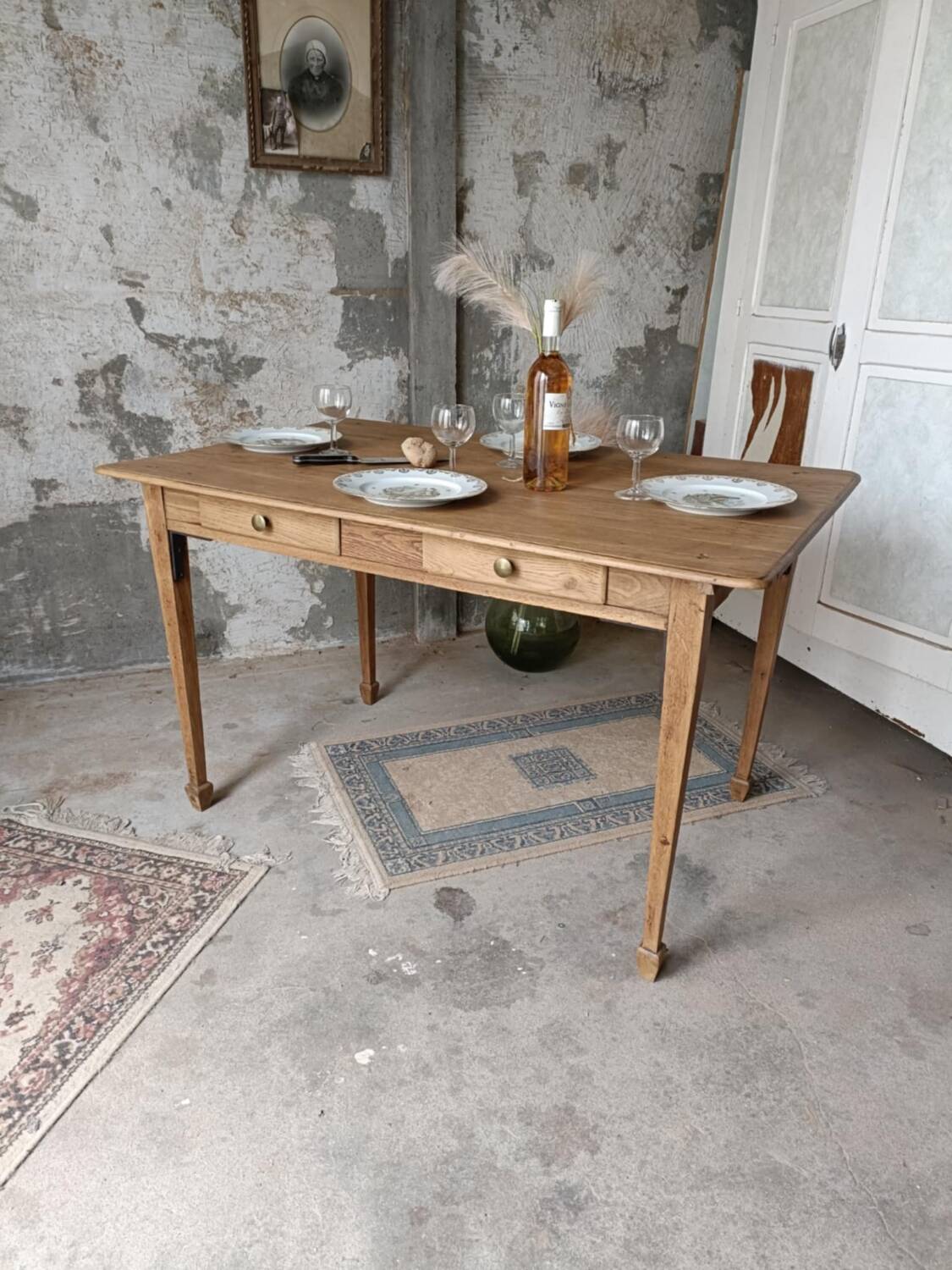 Farmhouse table