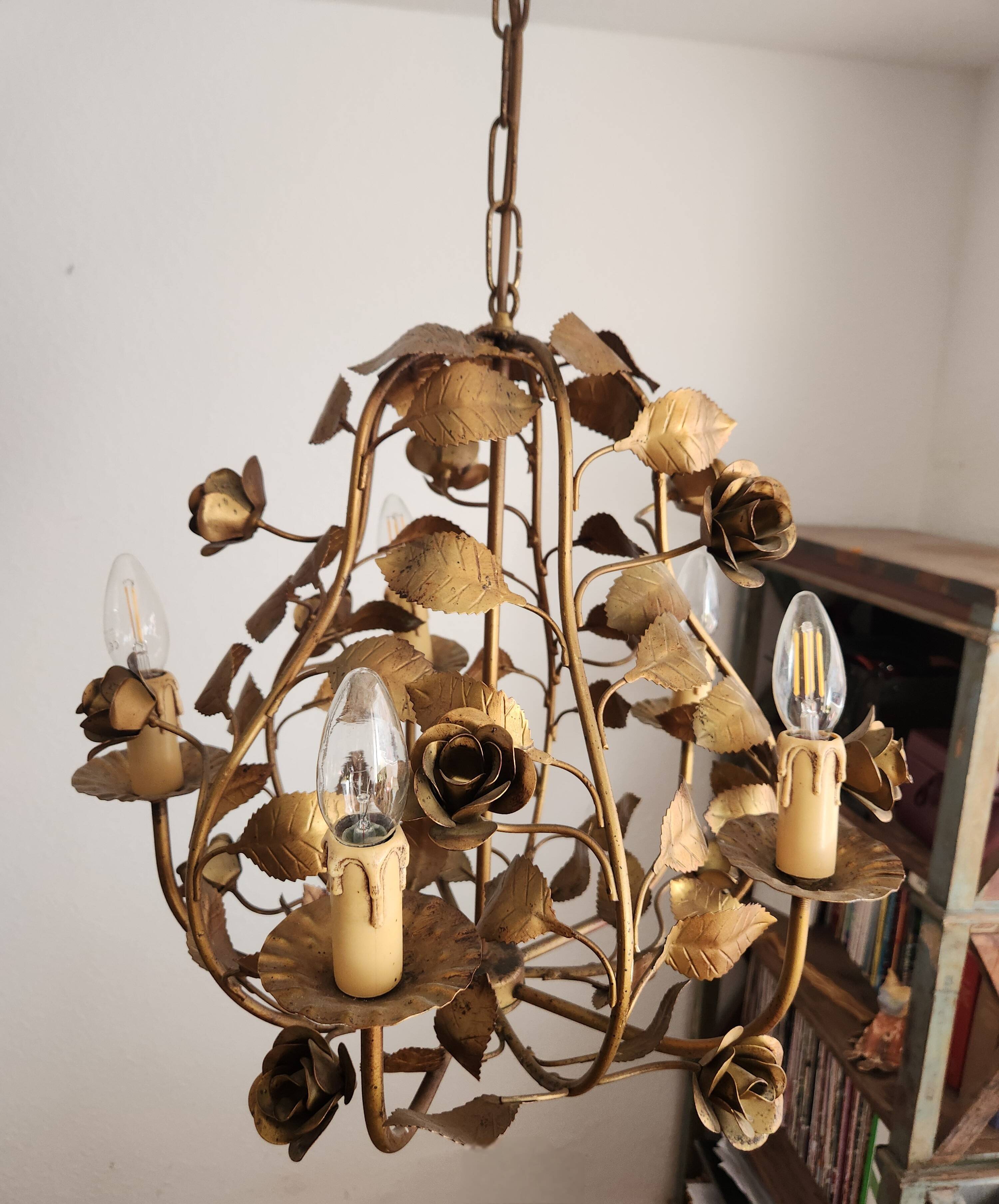 Chandelier hand-forged Hollywood Regency rose leaf decorations