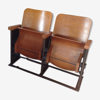 Paire de fauteuils de cinéma  en bois