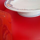 Set dish on foot and dish St Amand