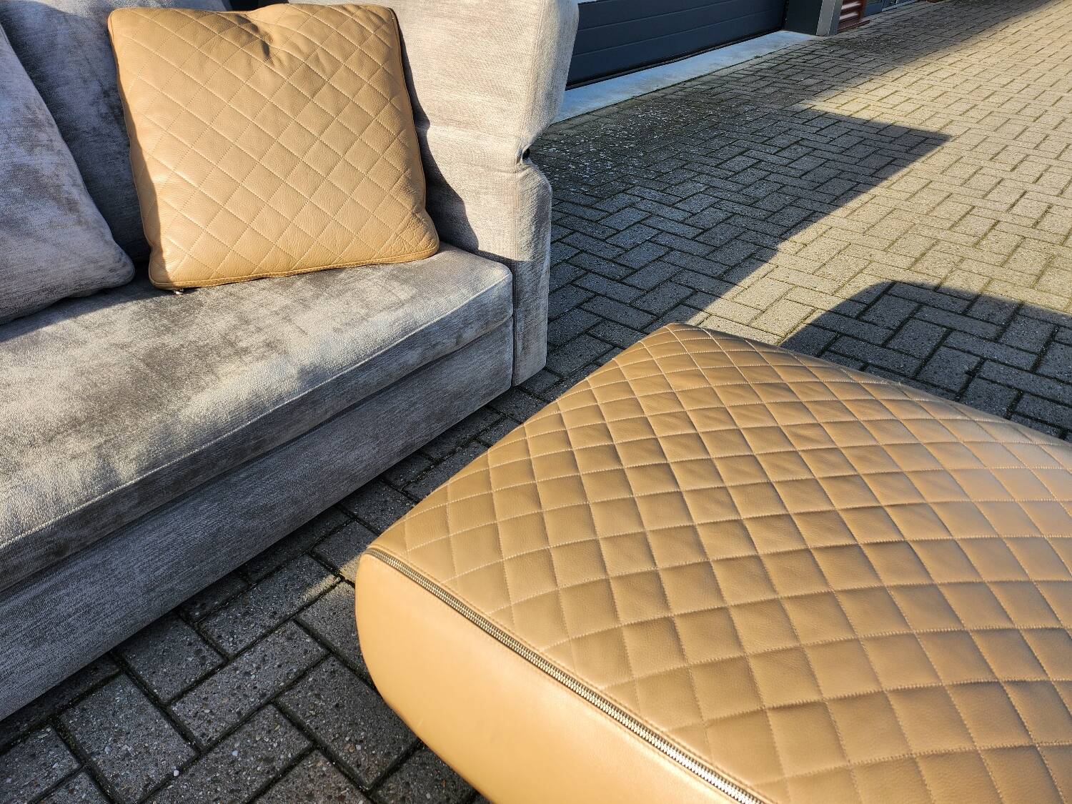 Minotti Collar sofa by Rodolfo Dordoni