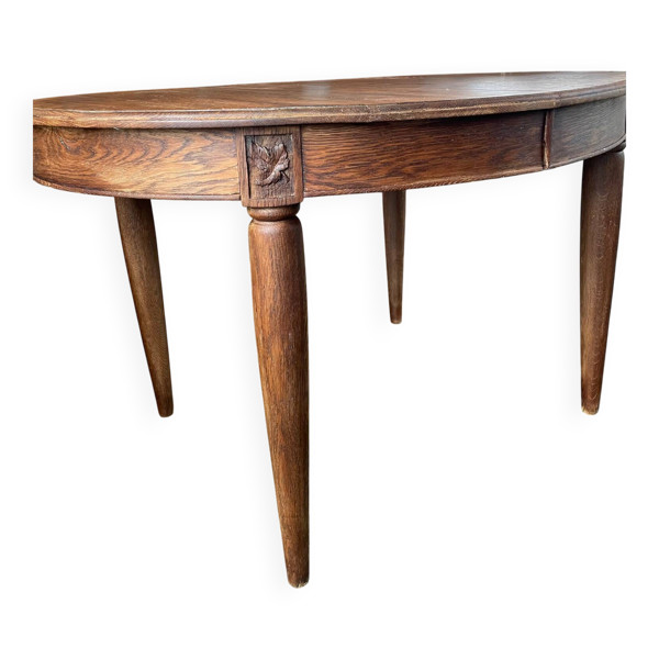 Table en chêne ovale