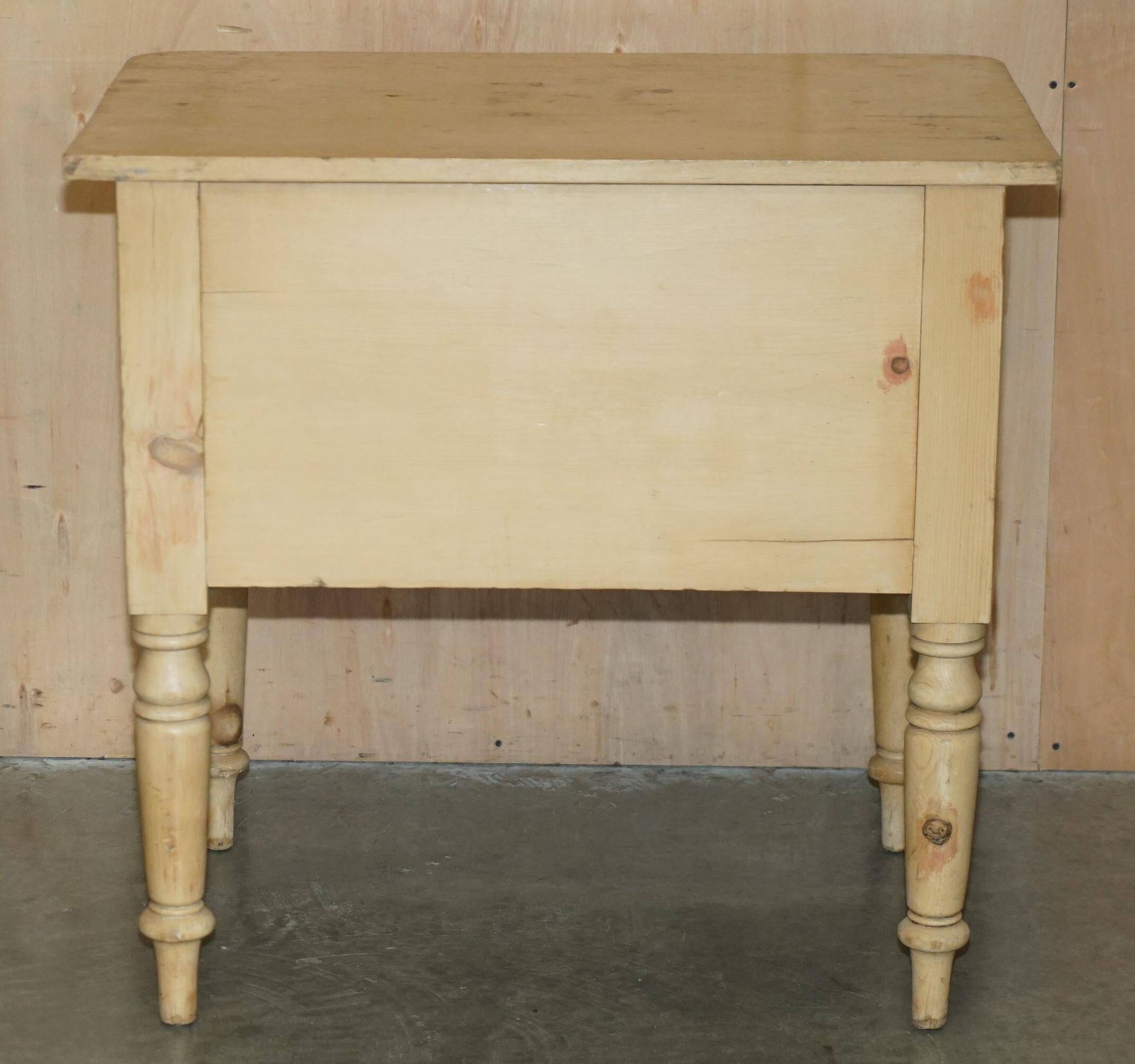 Buffet en pin, Géorgiens Circa 1800