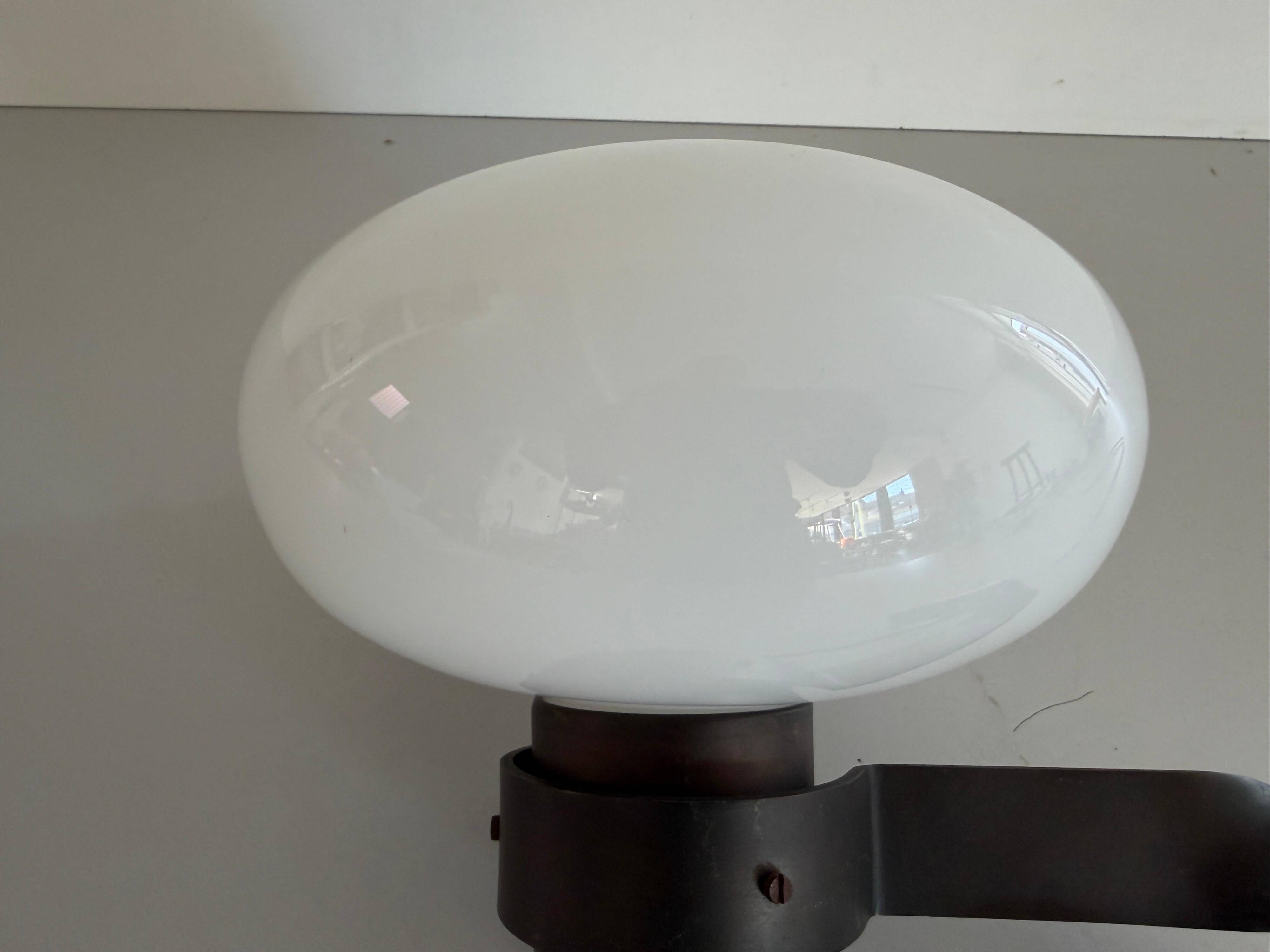 Applique simple par Elio Martinelli pour Martinelli Luce, 1970, Italie