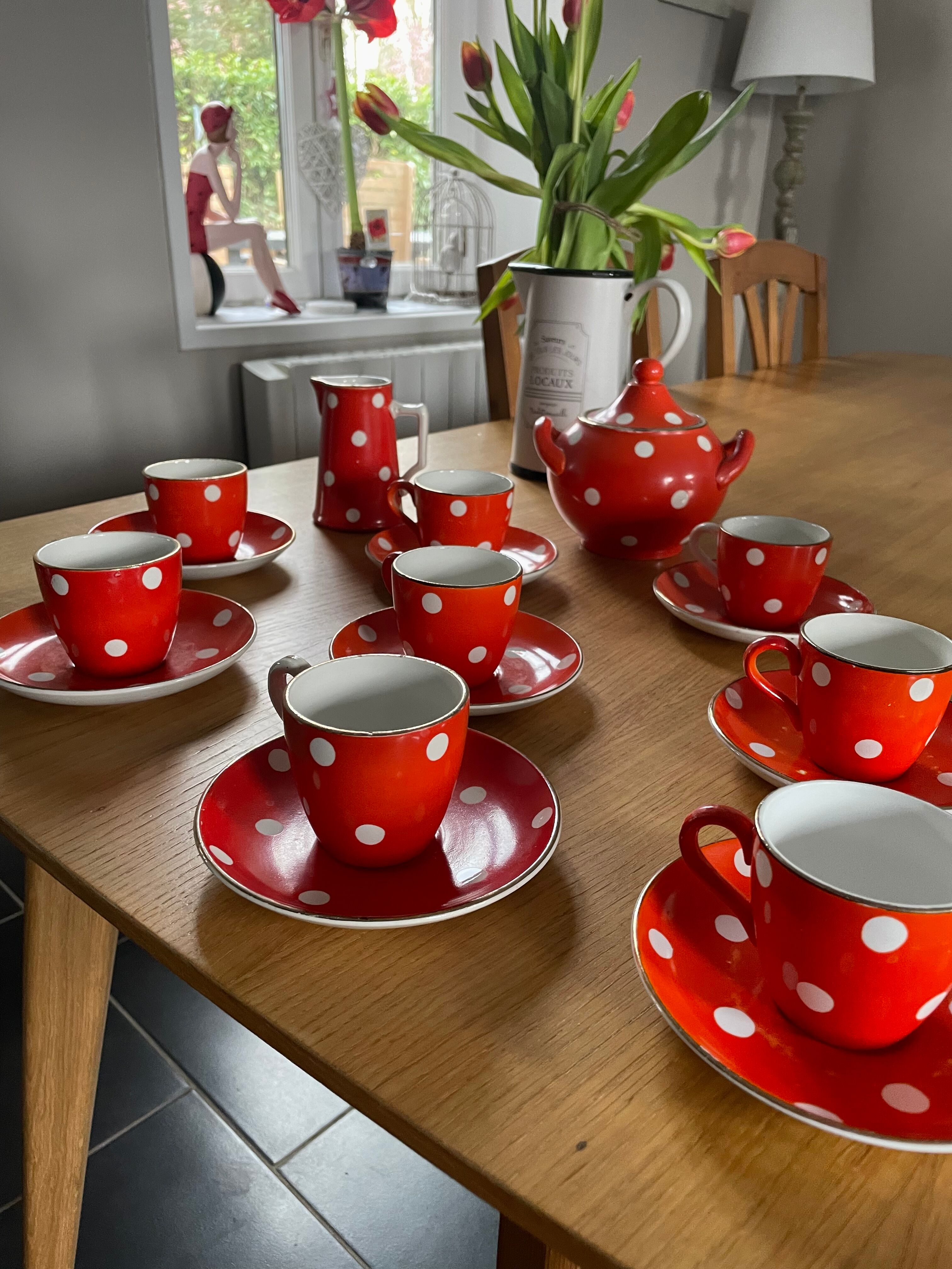 Coffee service with polka dots blancs sarreguemines