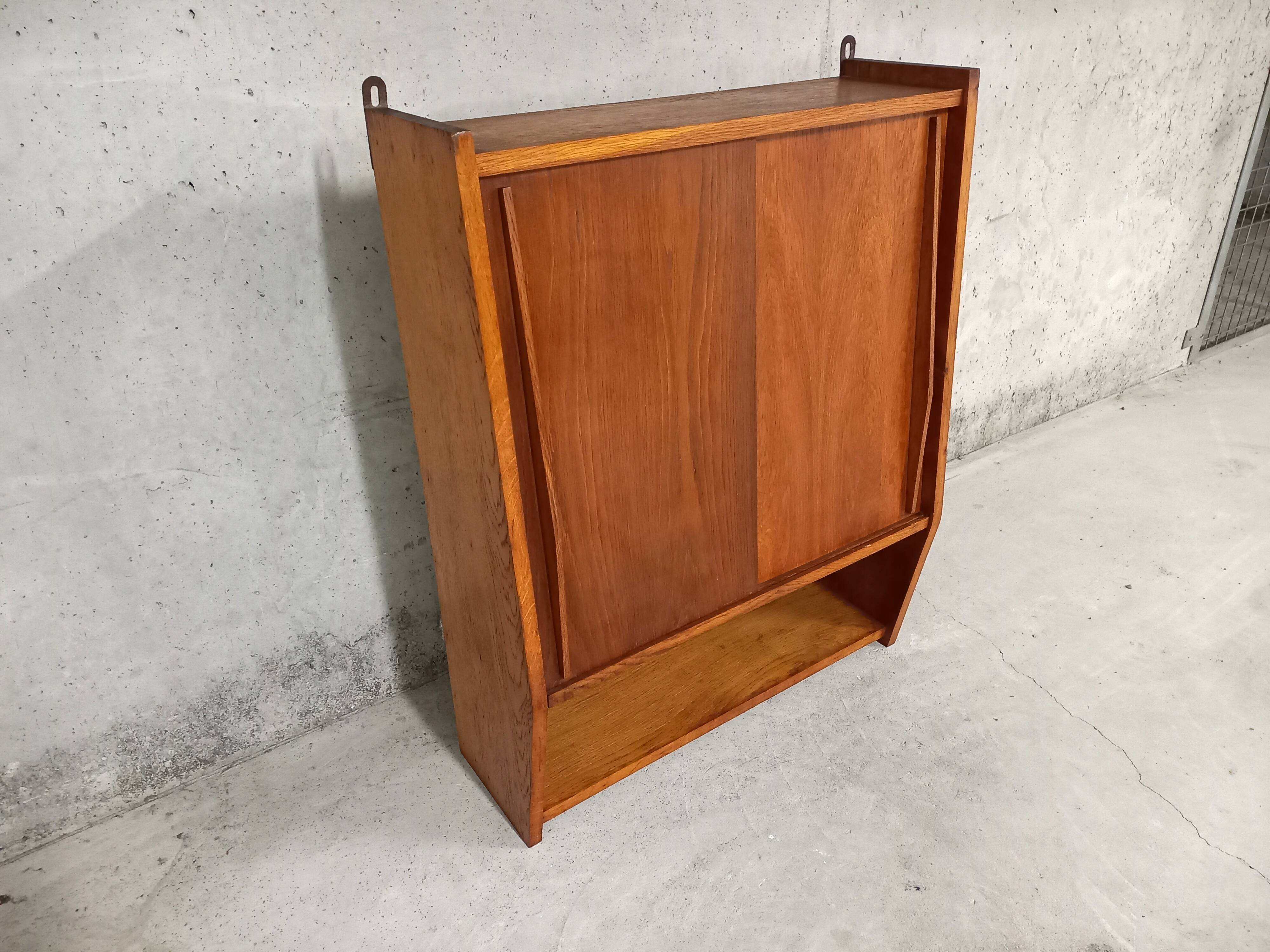 Wall shelf in wood 50/60