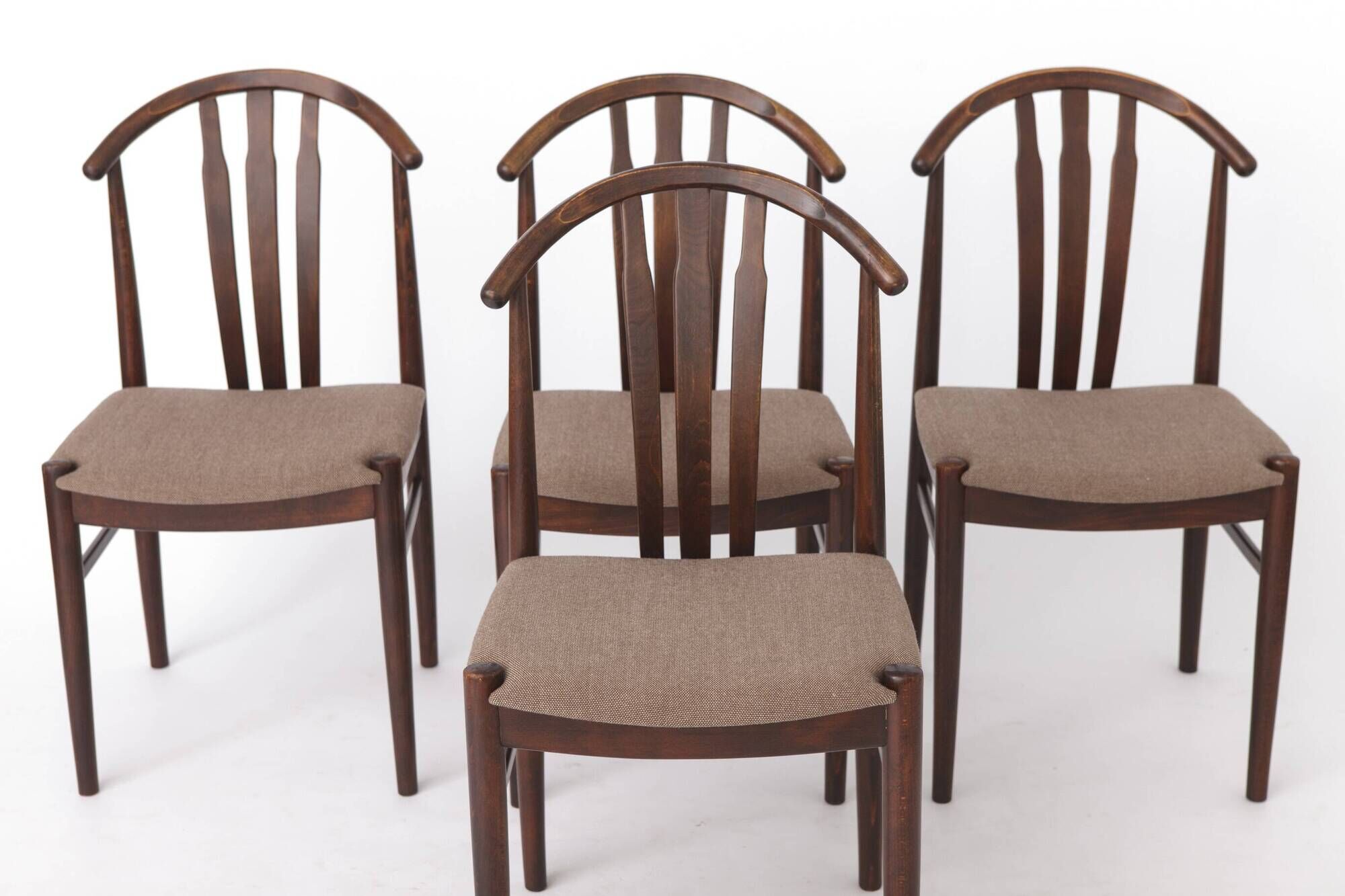 4 Chairs by Carl-Ewert Ekström | Sweden | Alb. Johansson & Söner, Hyssna |