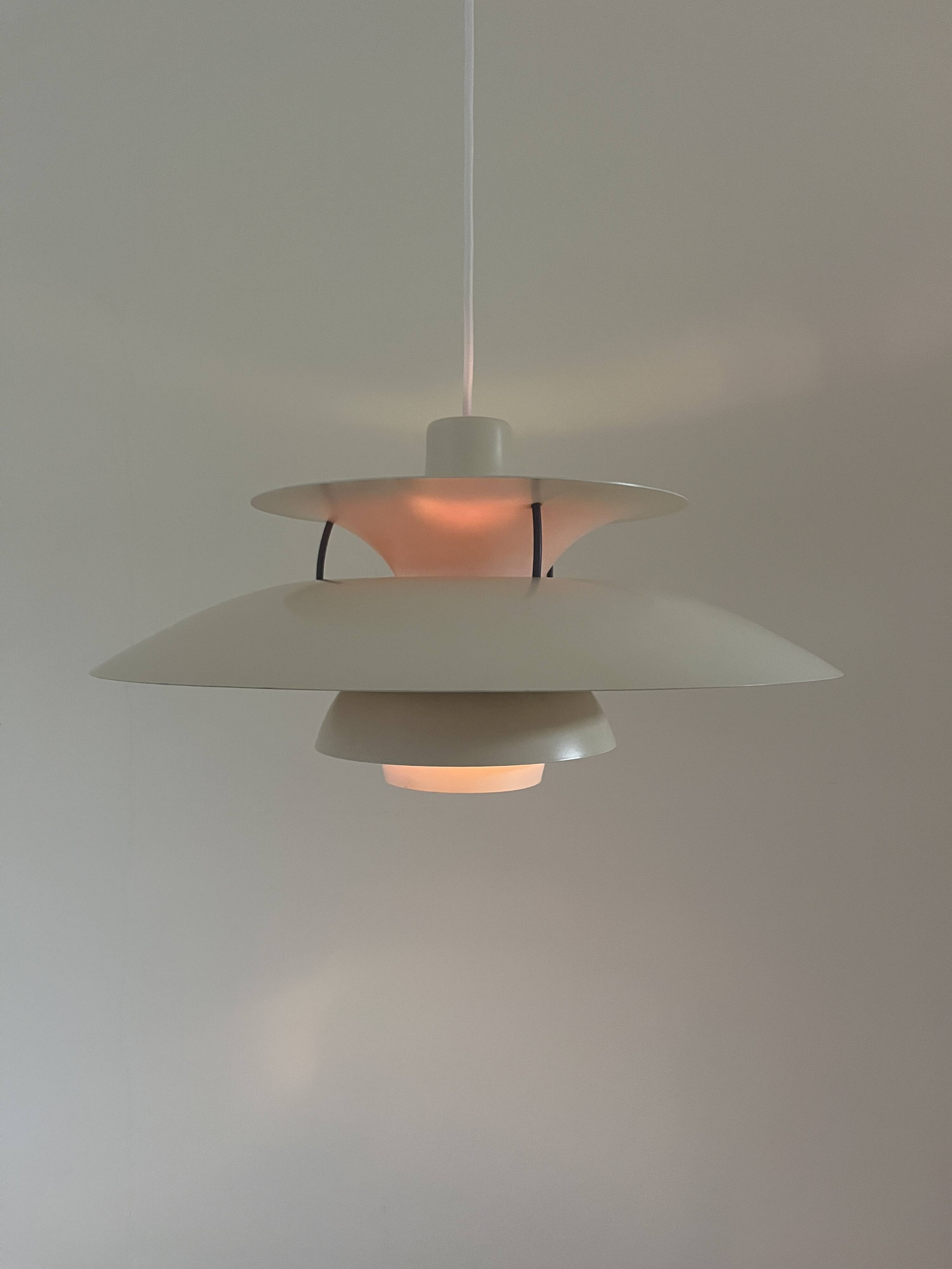 Vintage Louis Poulsen PH5 - Poul Henningsen