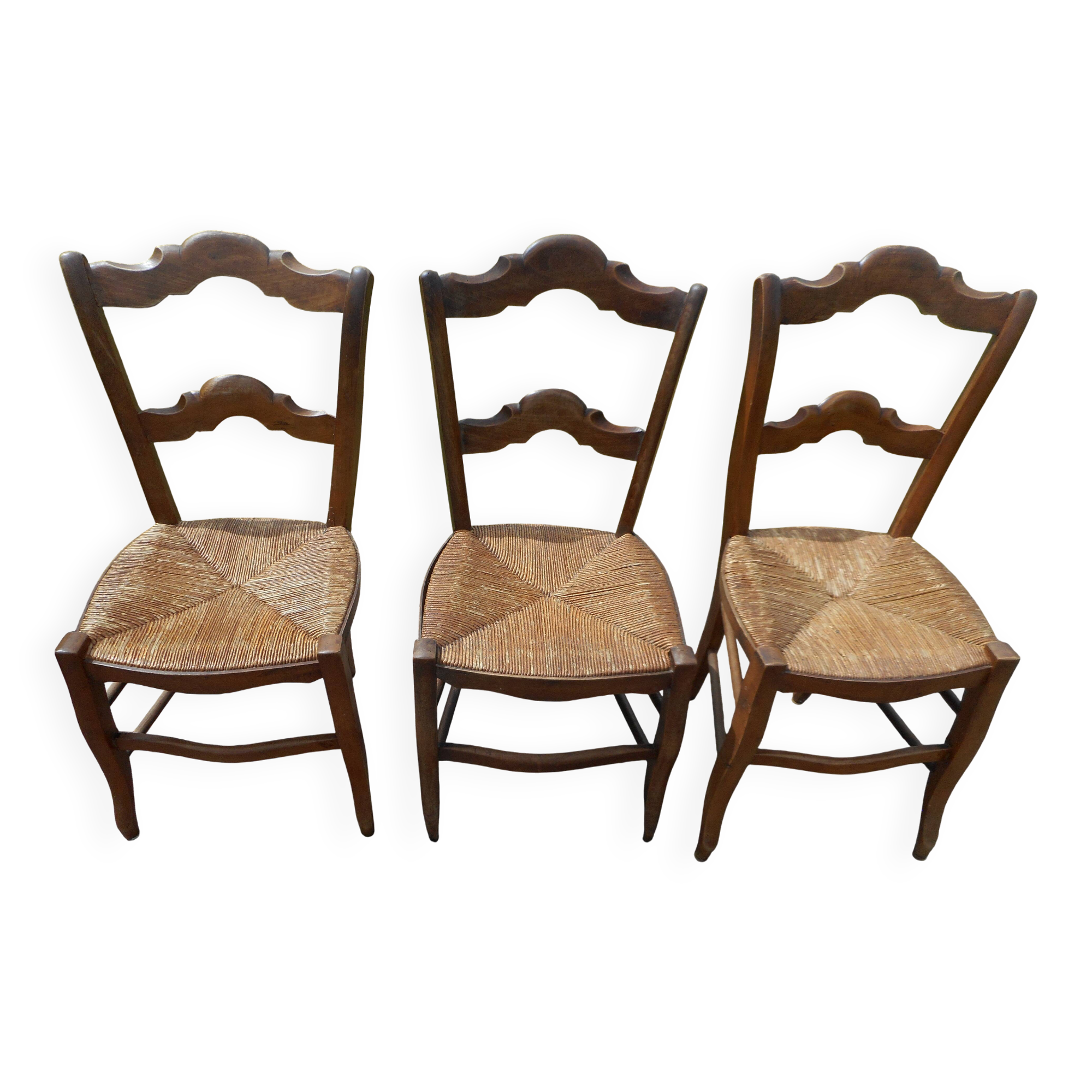 Set of 5 antique wooden chairs with straw seats