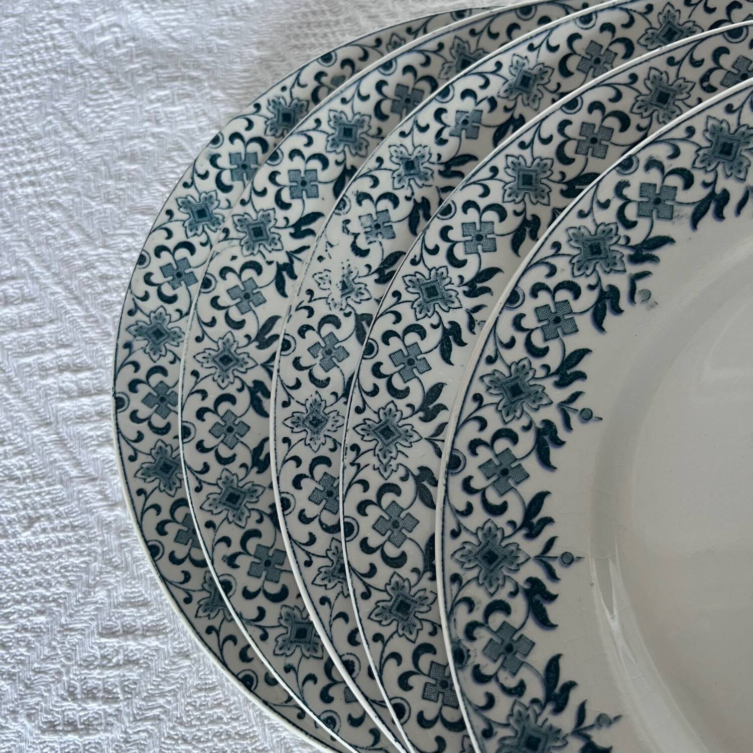 Sarreguemines Digoin dessert plates