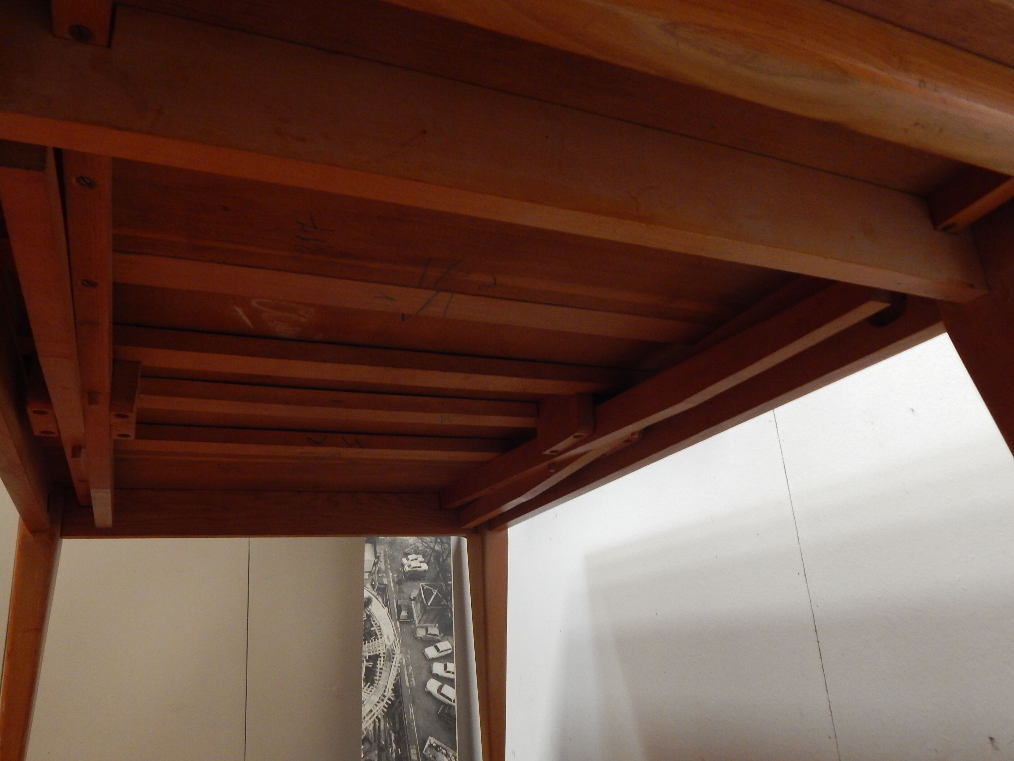 Extending table with vintage compass legs 50s