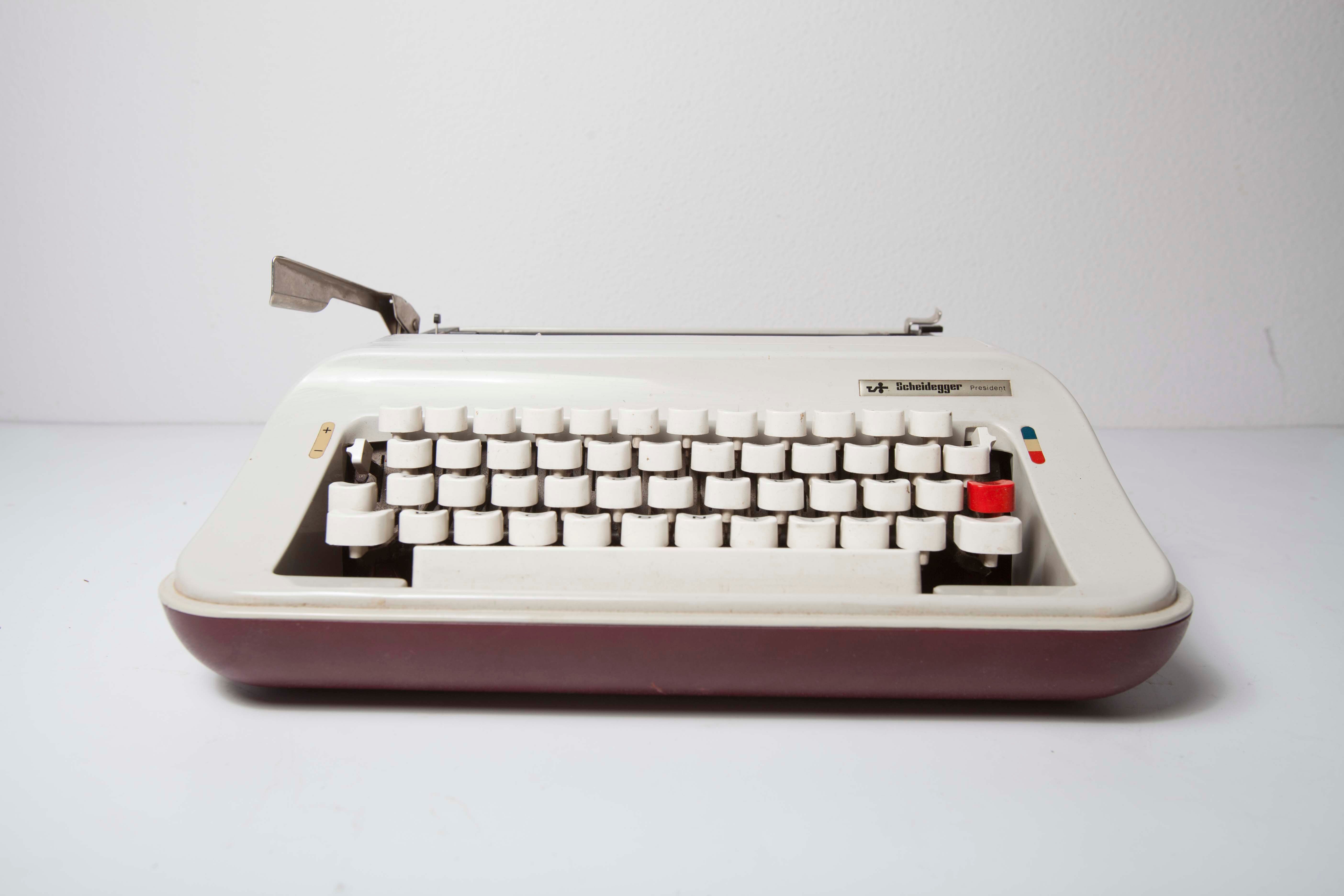 Sheidegger typewriter President by Olivetti