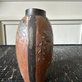 Vase en laiton émaillé