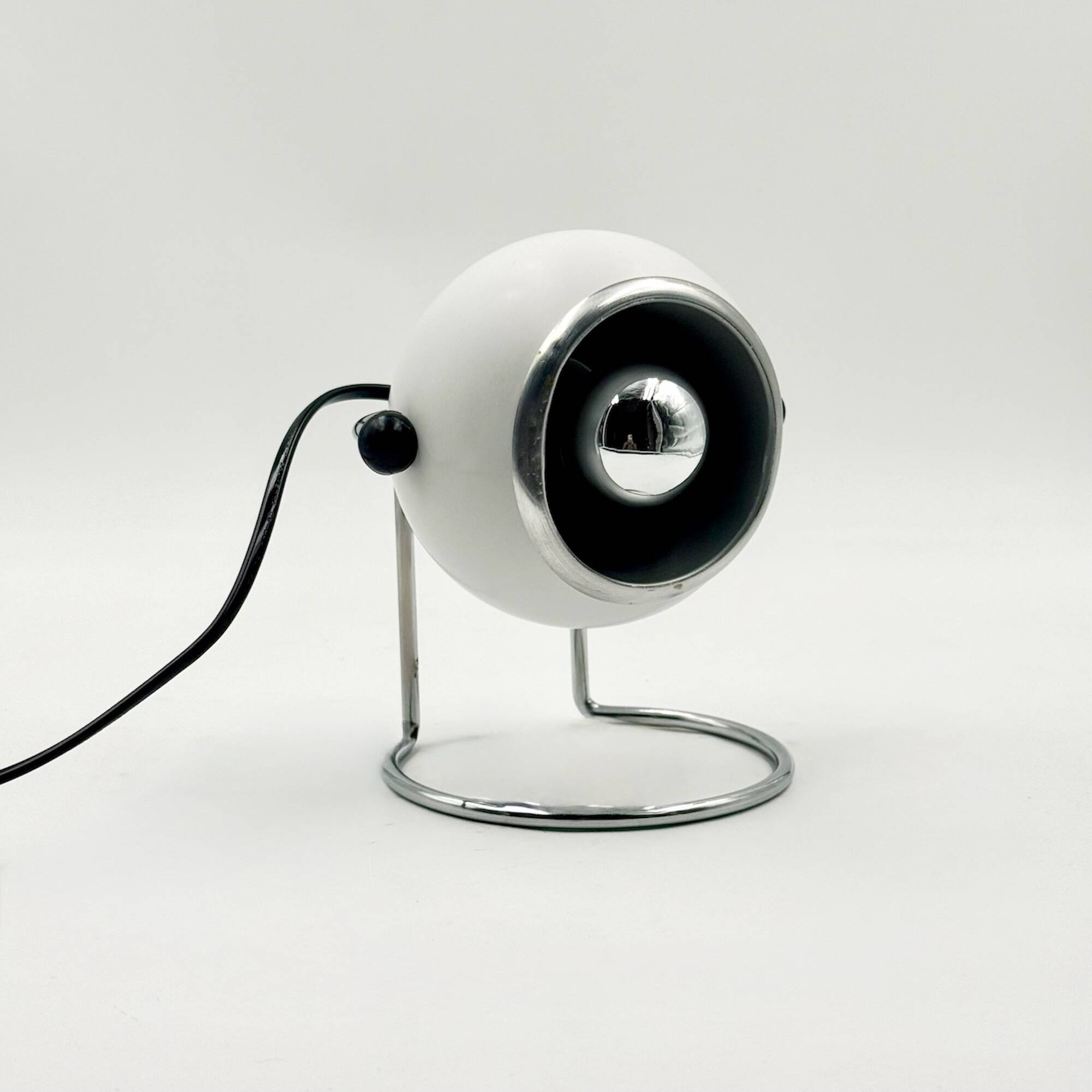 Lampe de table eyeball Targetti chrome design spatial Italie années 70