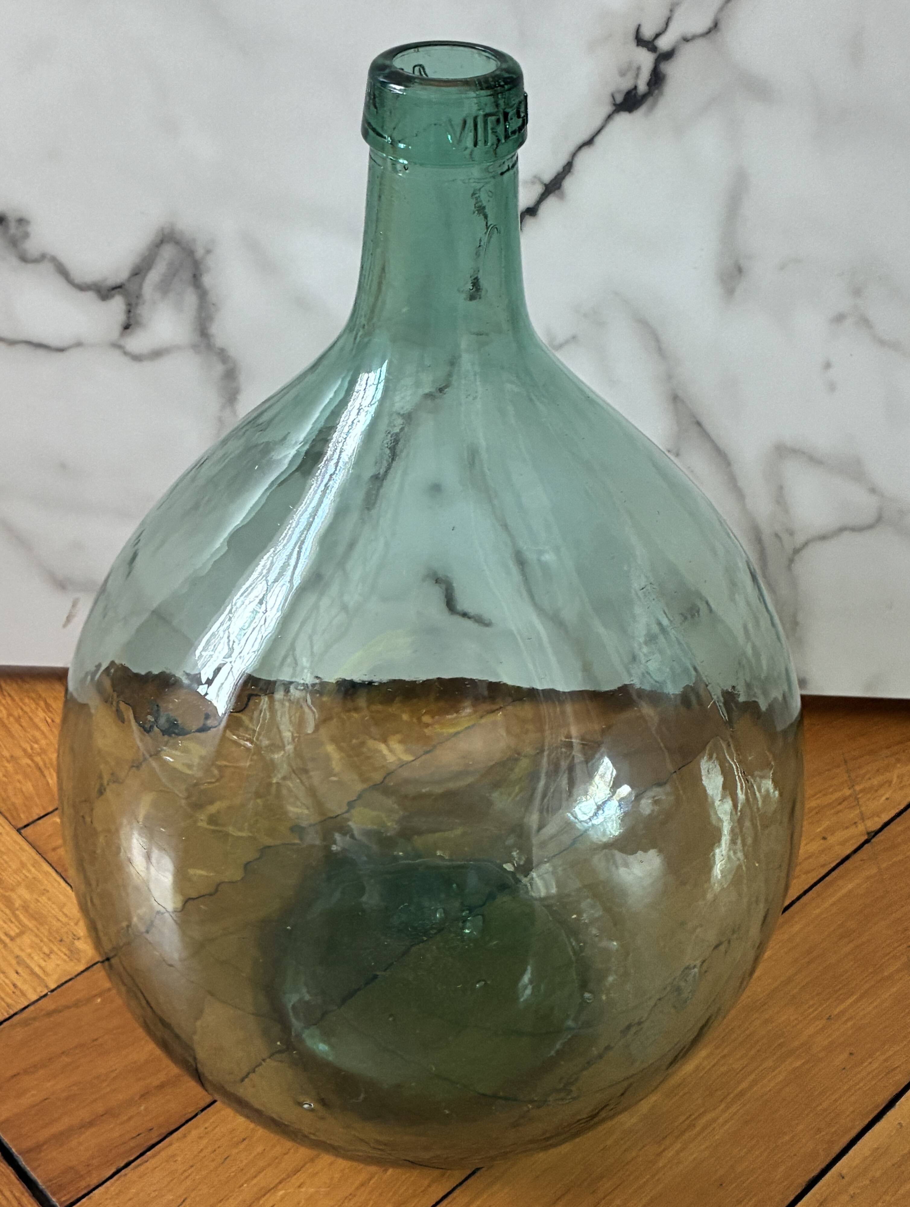 Give me 10 turquoise blue jeans.