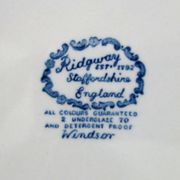 Set of 8 vintage flat plates Windsor model, Ridgway Staffordshire England