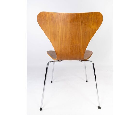Série de 12 chaises Seven modèle 3107 par Arne Jacobsen
