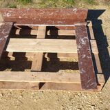 Red marble fireplace surround - early 20th century