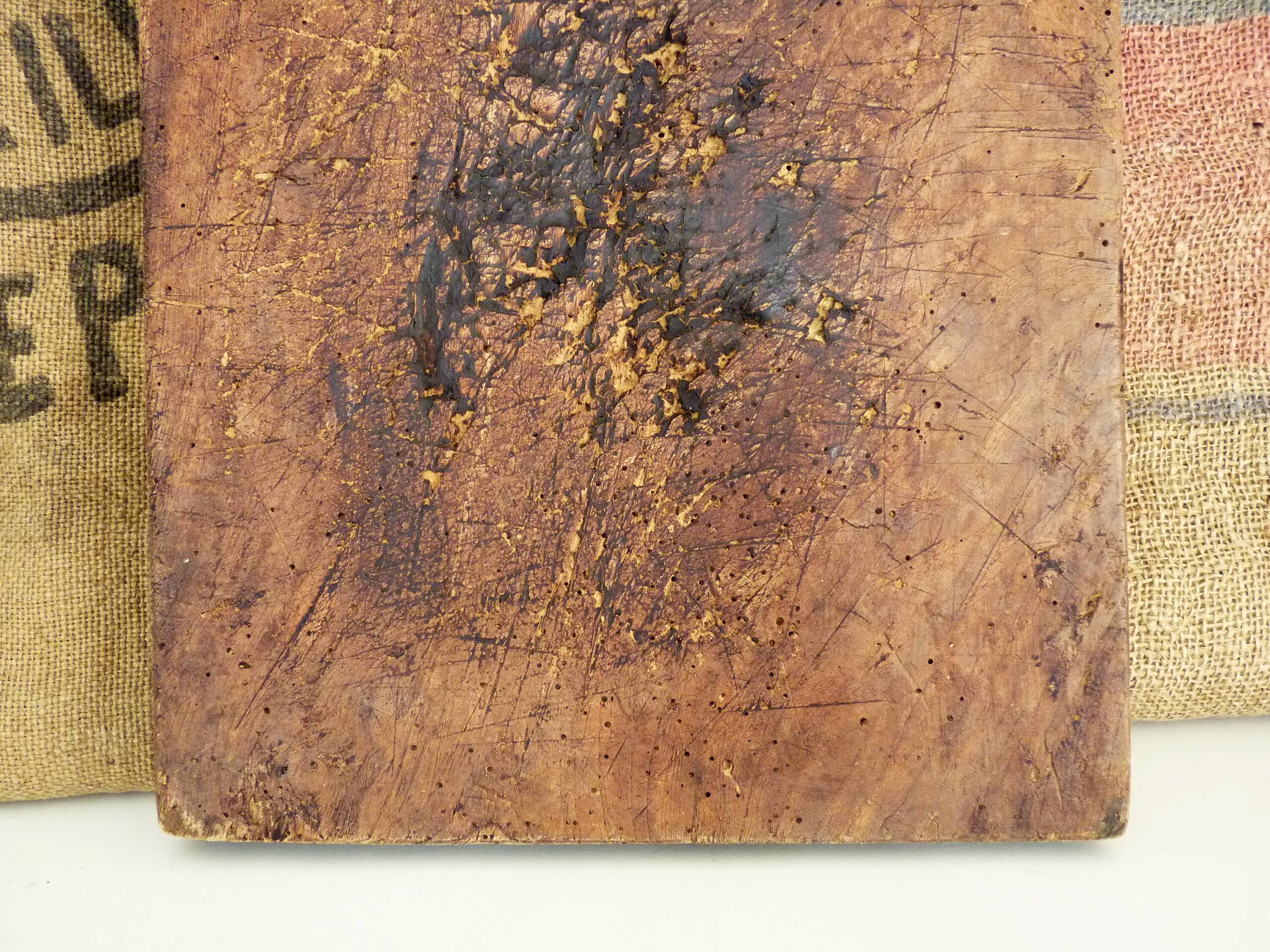 Cutting board, wooden cutting log