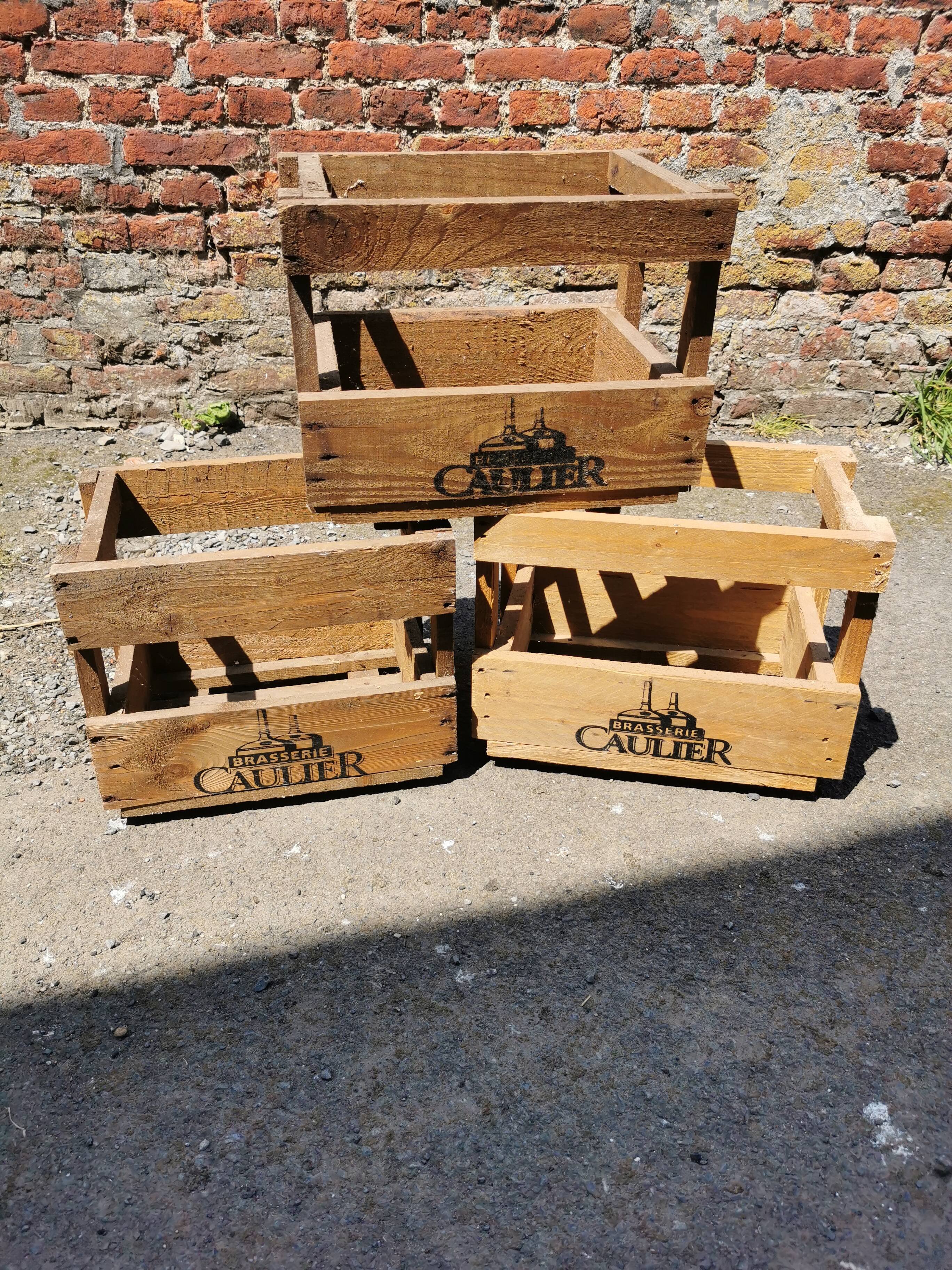 Wooden crate brasserie caulier