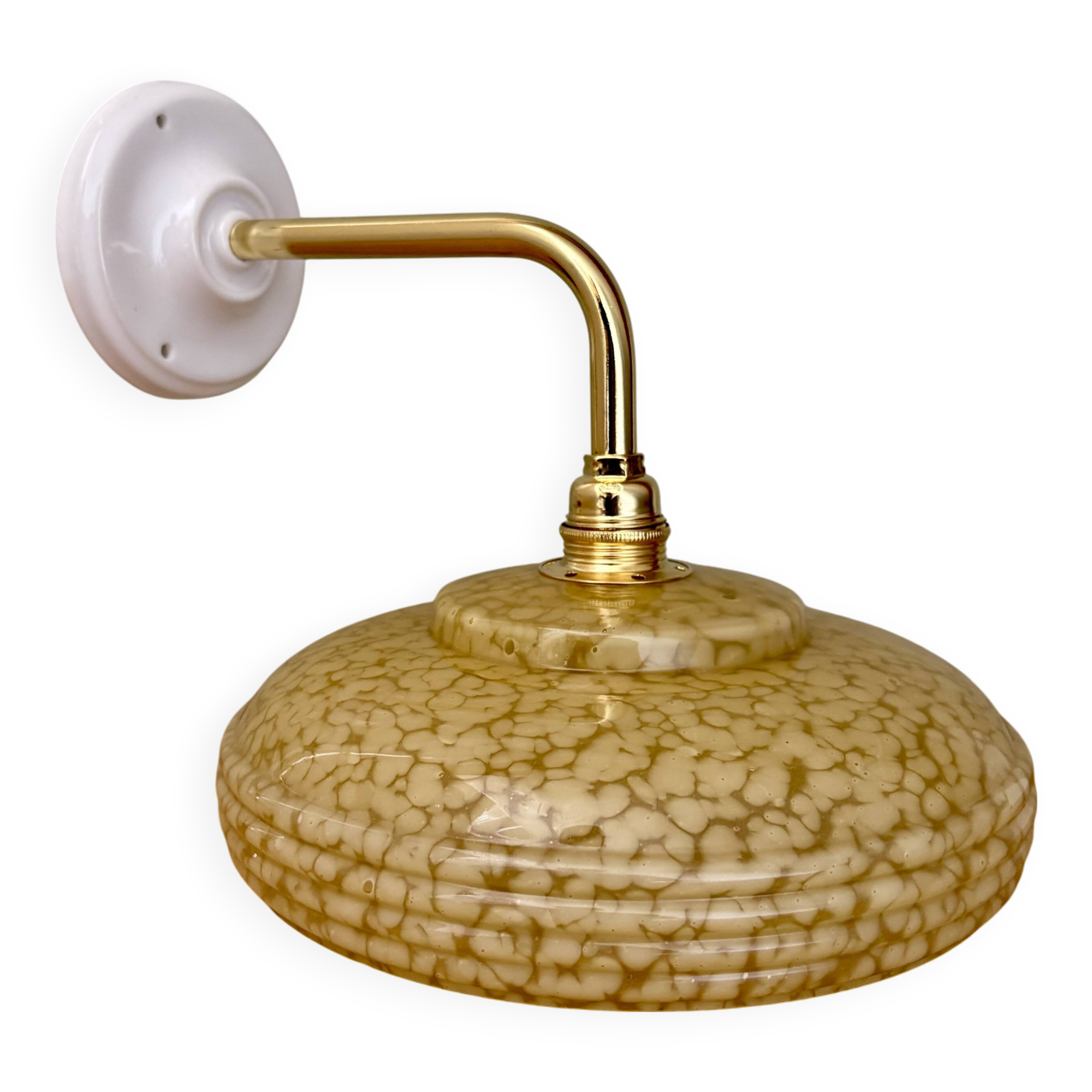 Angled wall lamp with vintage shade in yellow Clichy glass