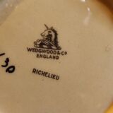 English vintage coffee or tea pot, Wedgwood, mod. Richelieu
