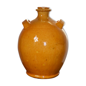 Cruche biot en céramique vernissée ocre