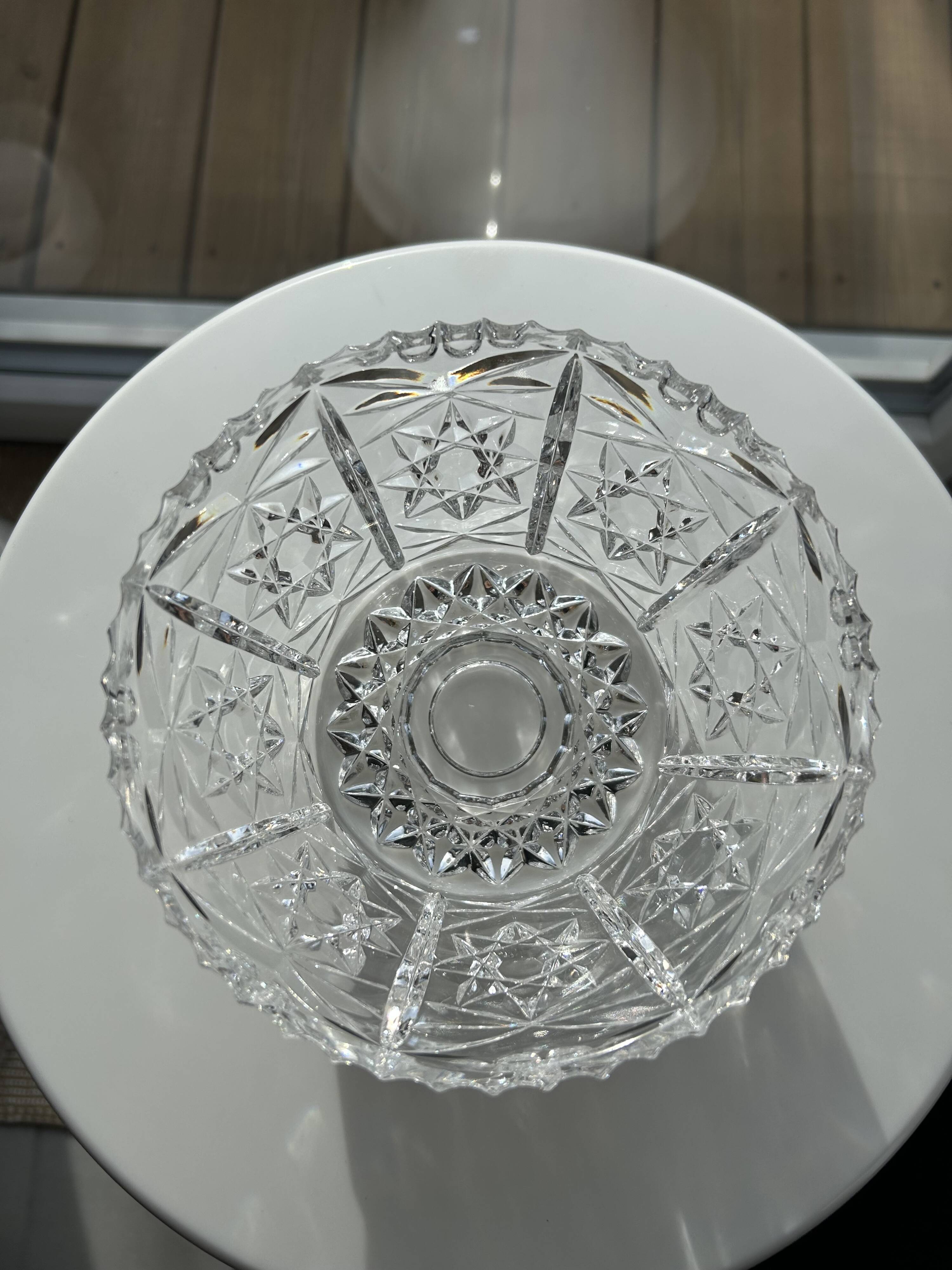 Cut crystal bonbonnière in Bohemian style – 20th century