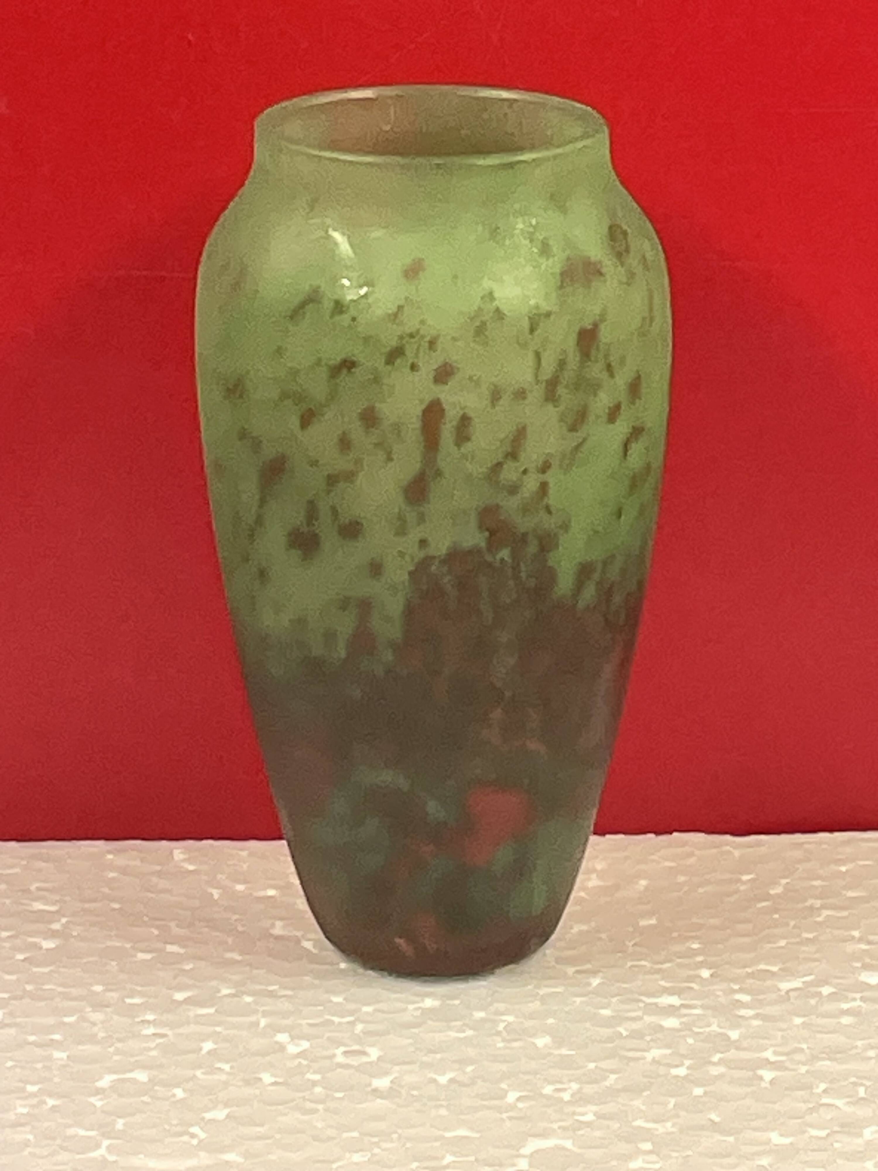 Vintage art deco glass paste, signed lorrain h 12 cm