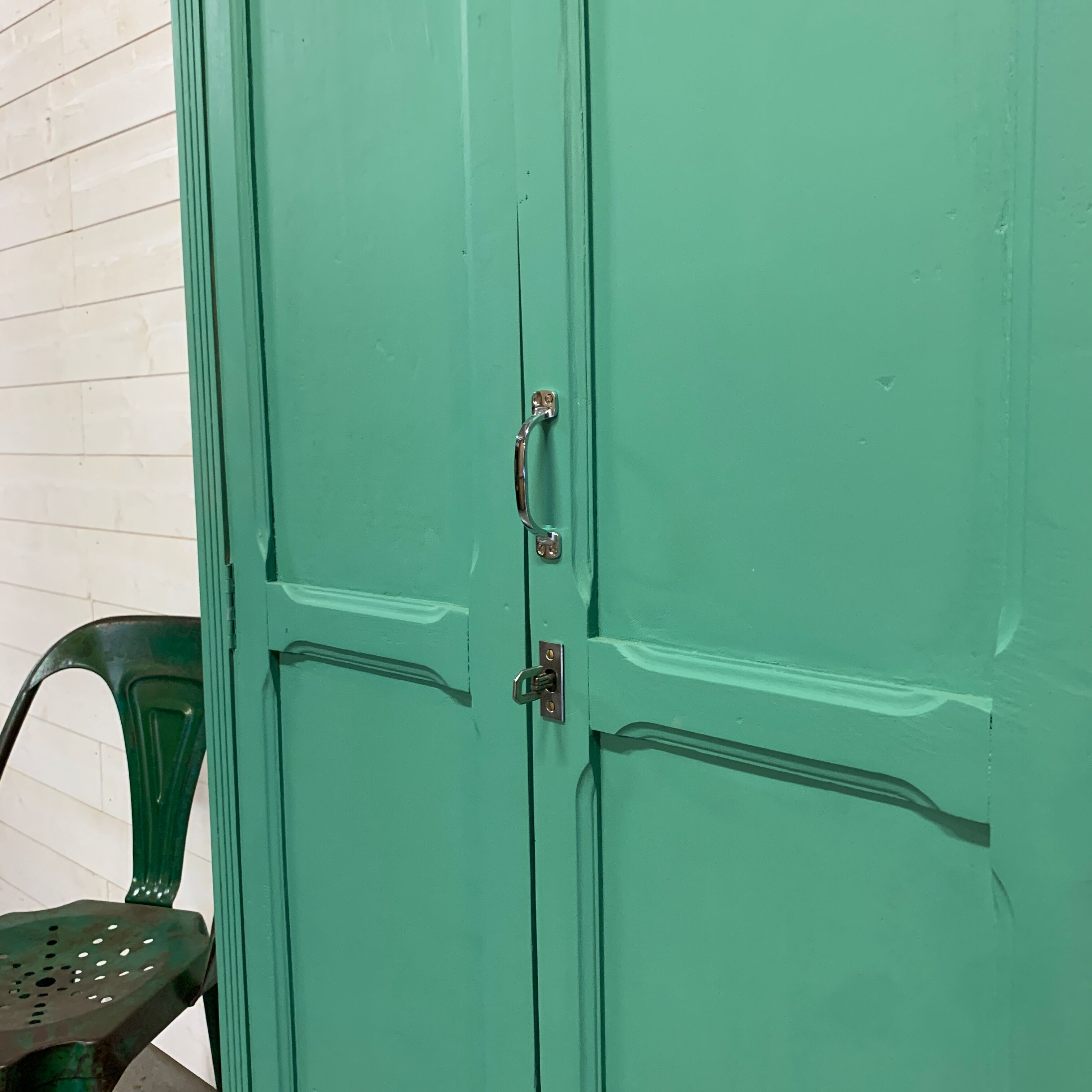 Armoire parisienne  deux portes