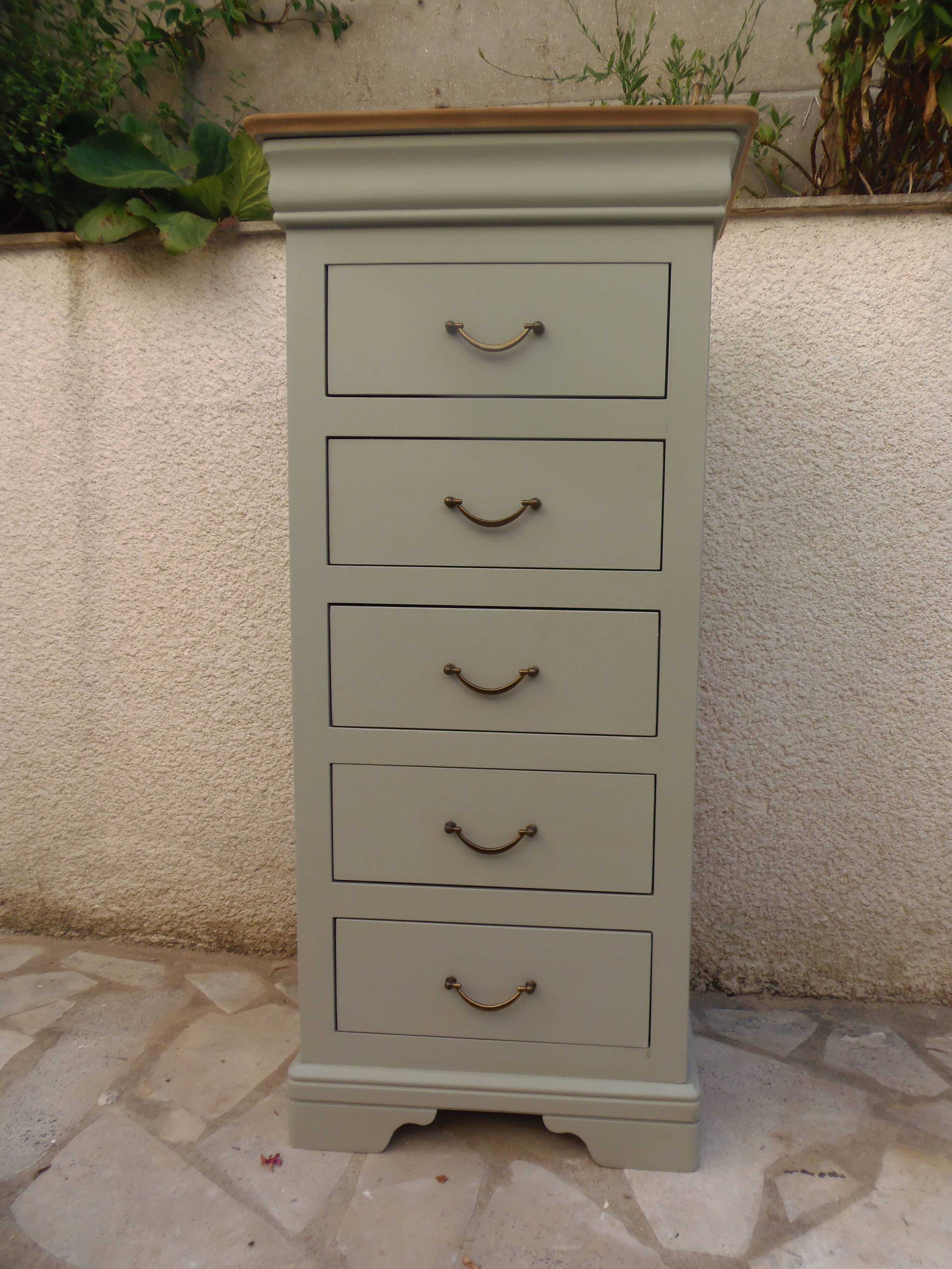 Louis-Philippe style chiffonnier in grey-green, wooden top.