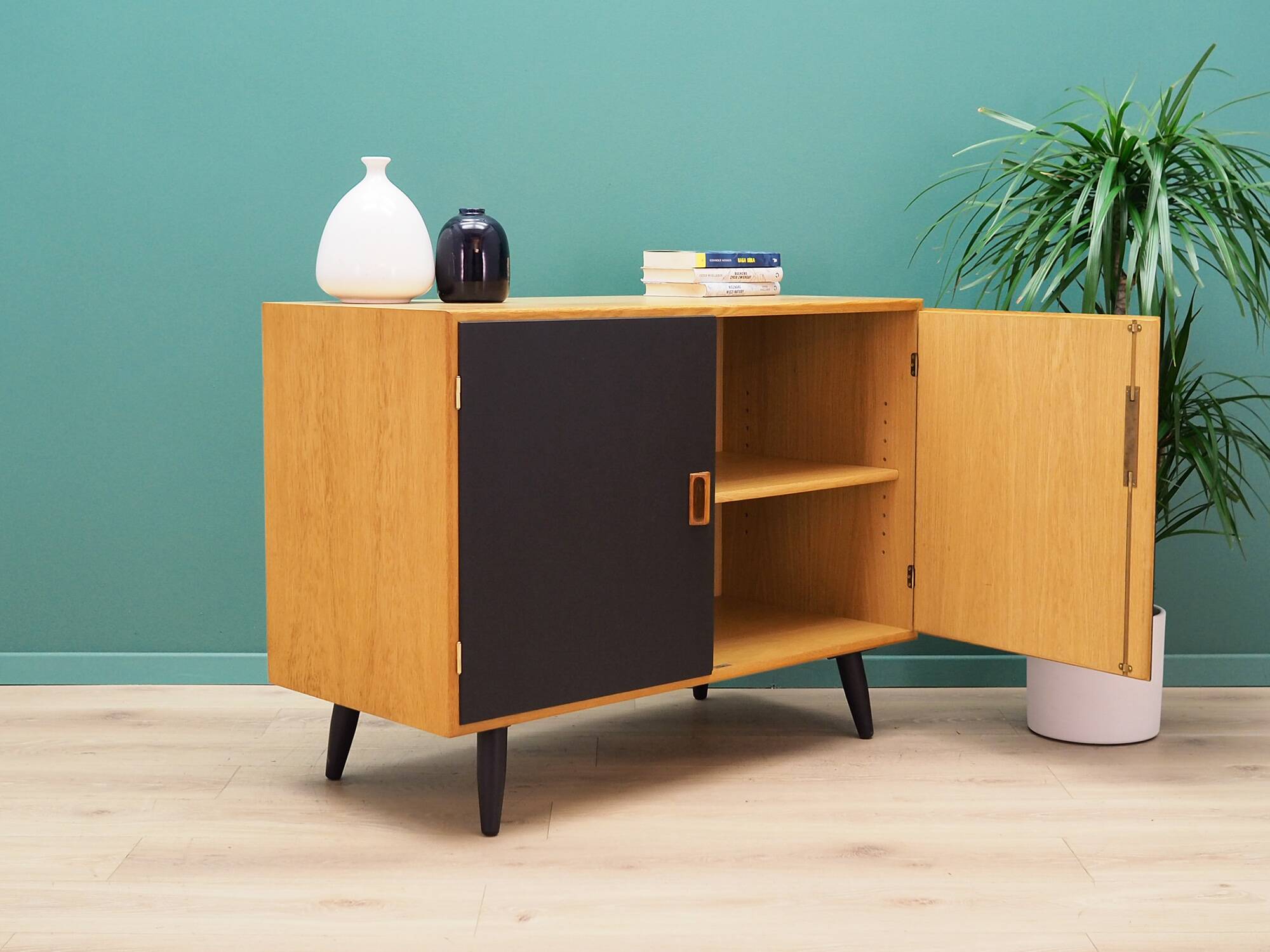 Ash cabinet, Danish design, 1970s, manufacturer: Søborg